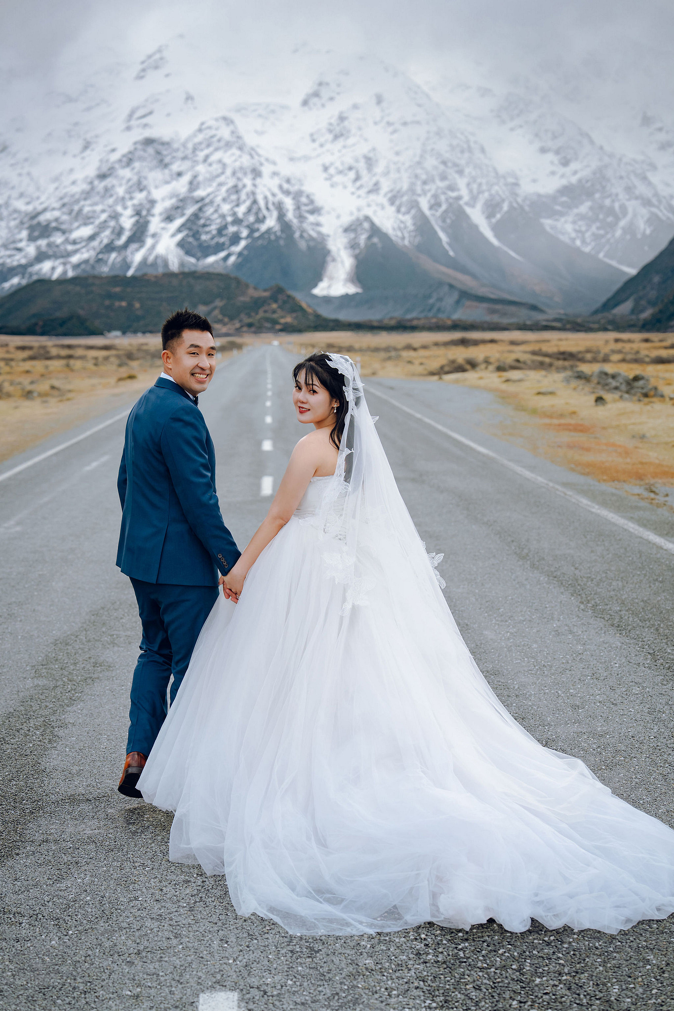 New Zealand Pre-Wedding Photoshoot | Lake Tekapo, Mount Cook, Tasman Glacier & Lake Wakatipu at Mount Cook Highway pre-wedding photo