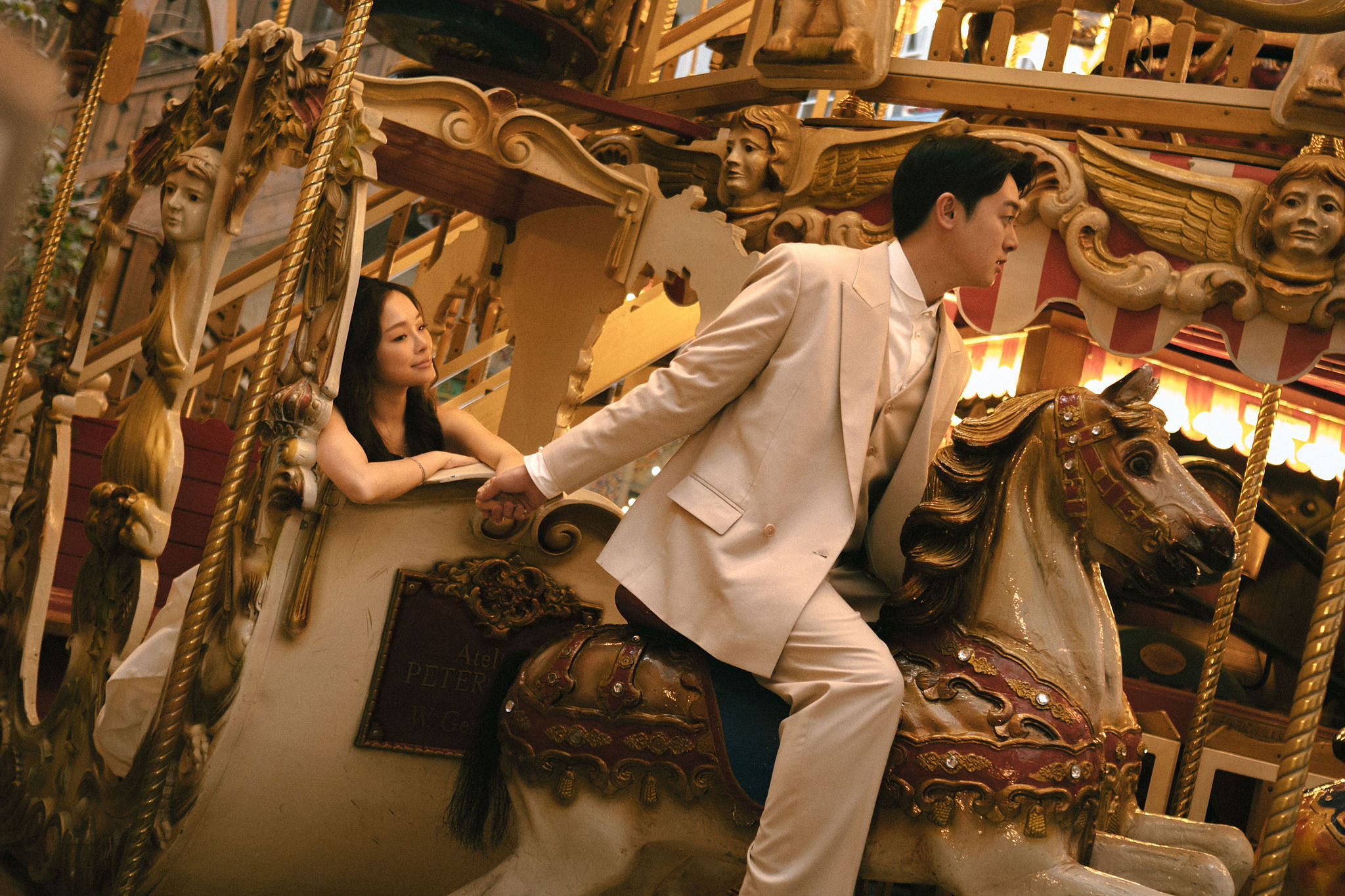 Hokkaido Pre-Wedding Photoshoot | Birch Forest, Rusutsu Resort & Hirafu Village at Rusutsu Resort pre-wedding photo