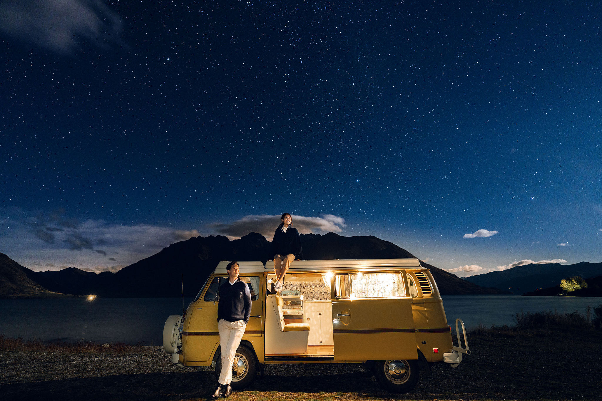 New Zealand Autumn Pre-Wedding Photoshoot Twin Peak Skippers Canyon Alpaca Farm Hilltop Cardrona Night Shoot Kombi Van at Night Shoot pre-wedding photo