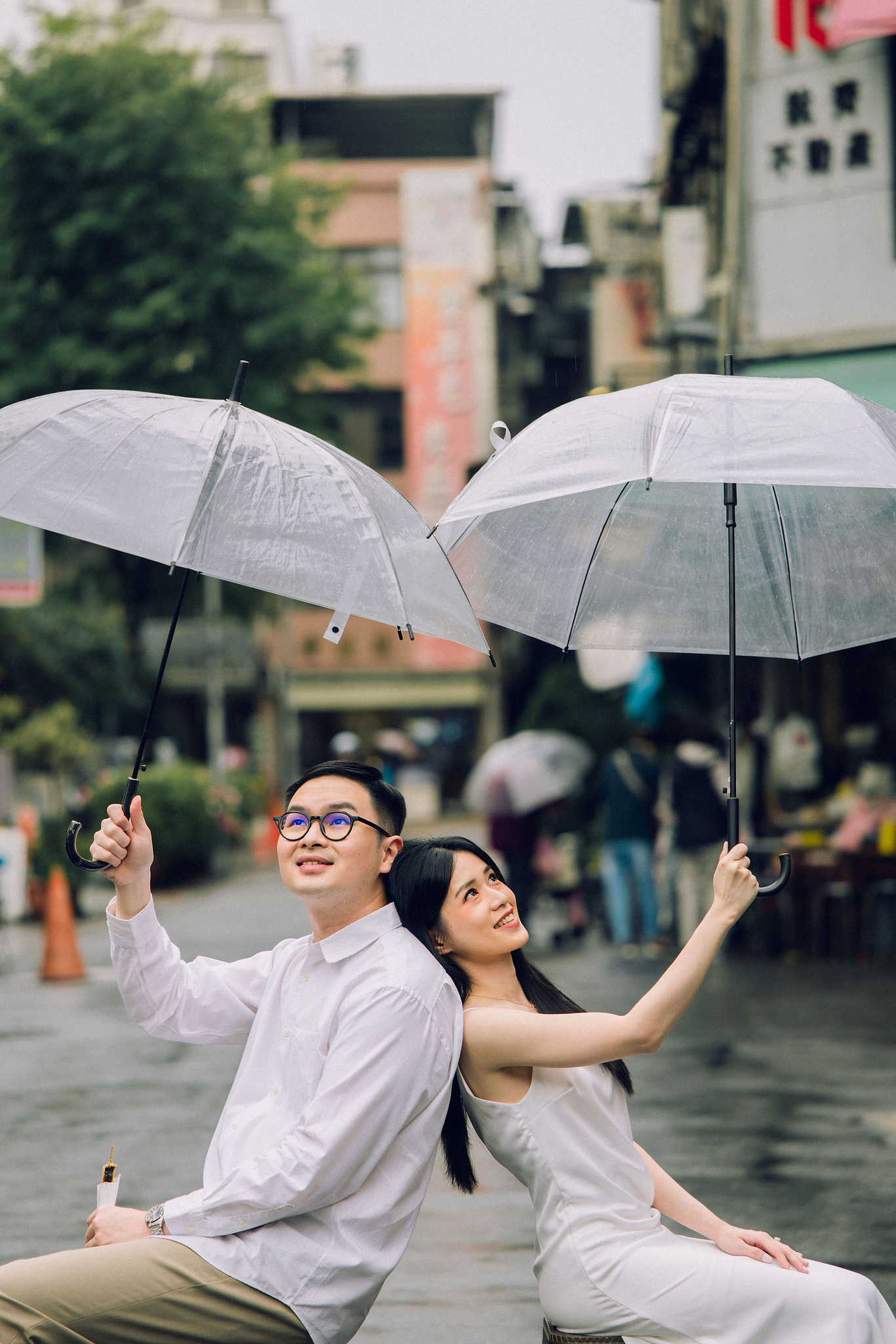 Taiwan Pre-Wedding Photoshoot | Dadaocheng, Shifen & Jiufen at Da Dao Cheng pre-wedding photo