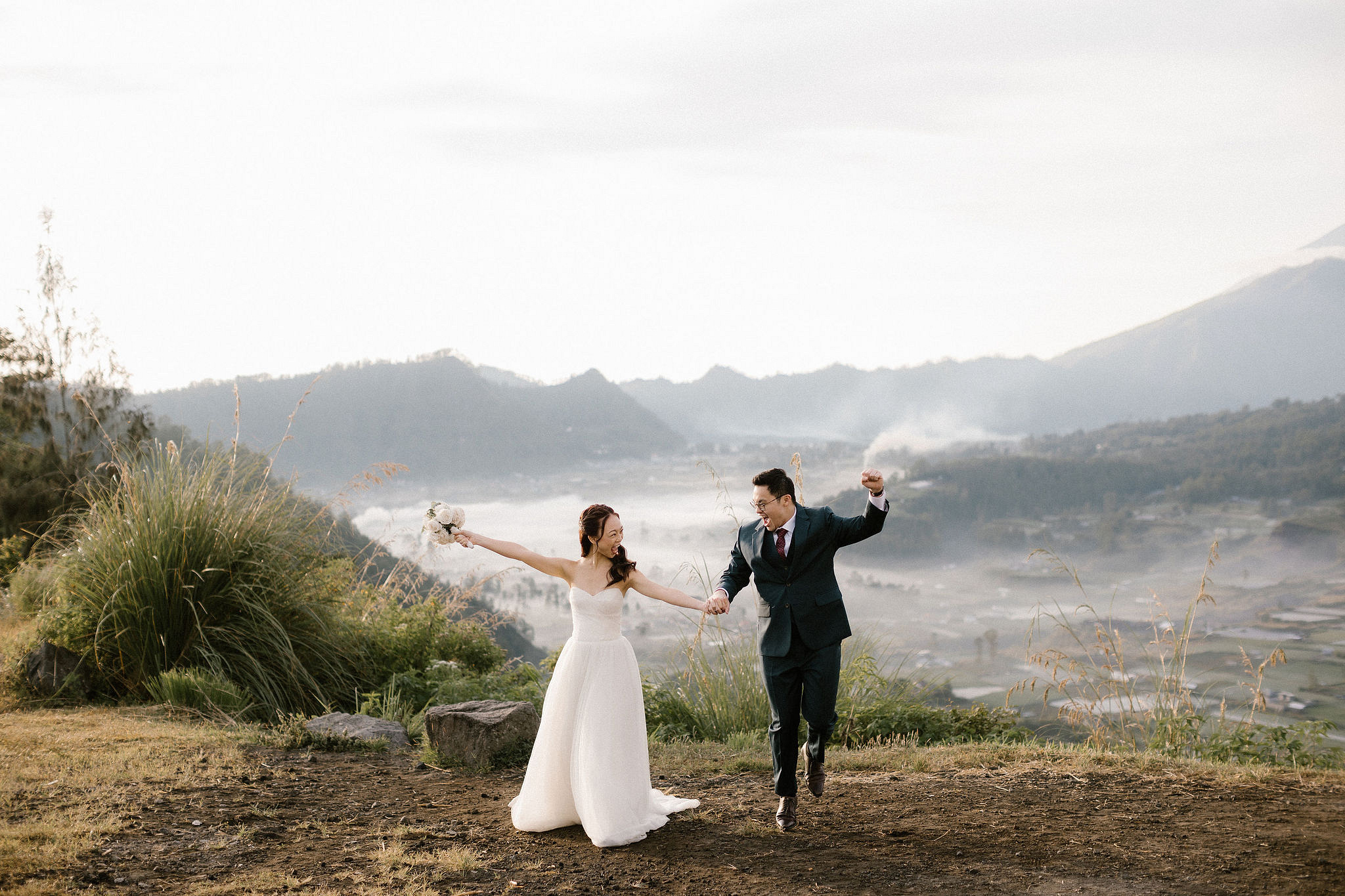 Bali Pre-Wedding Photoshoot | Pinggan Village, Lava Fields, Twin Cliff Valley & Beach at Pinggan Village   pre-wedding photo
