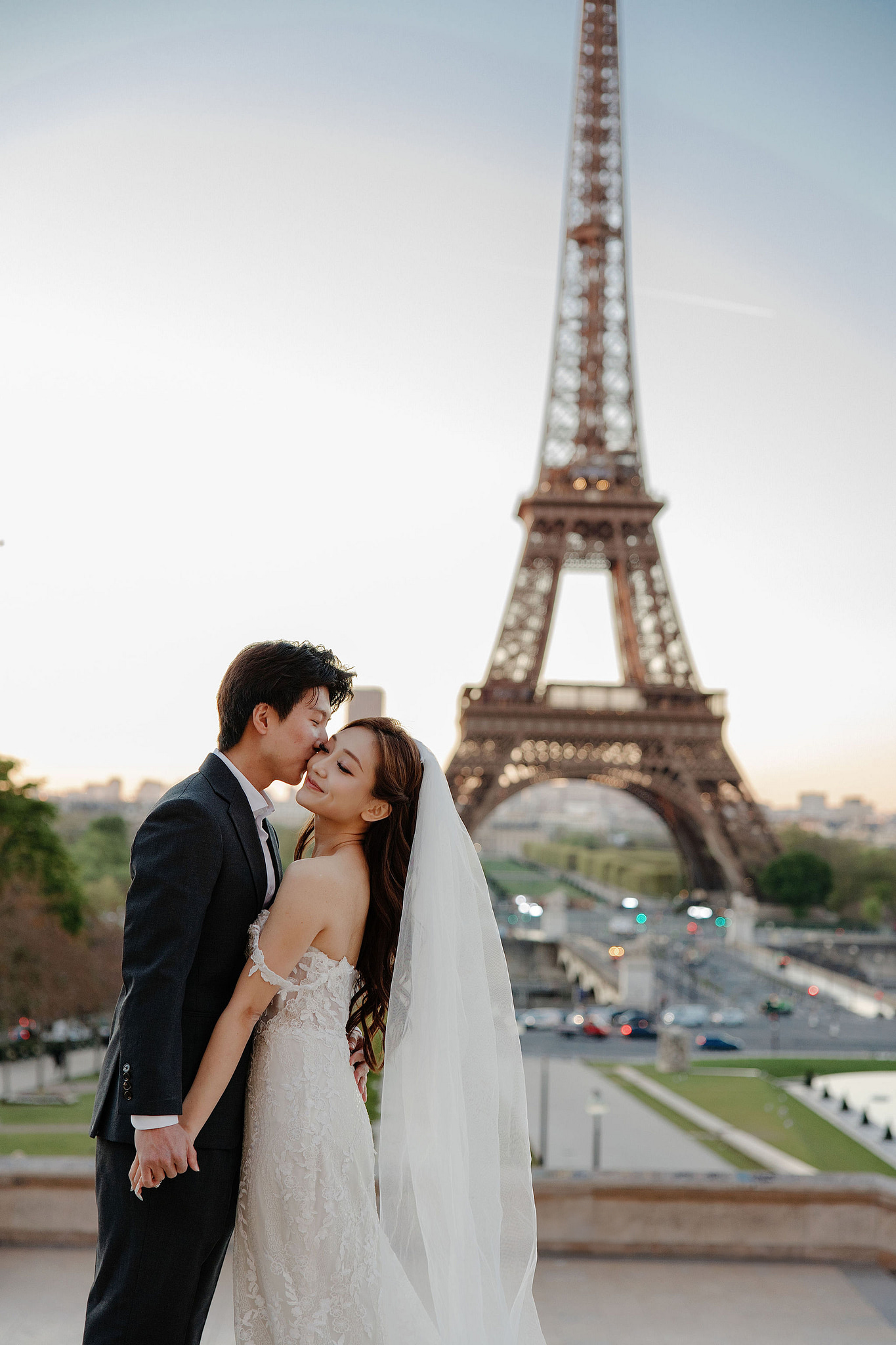 Paris Pre-Wedding Photoshoot | Place du Trocadéro, Bir-Hakeim Bridge, Sacré-Cœur Basilica, Parisian Café & Palais Royal at Place du Trocadéro pre-wedding photo
