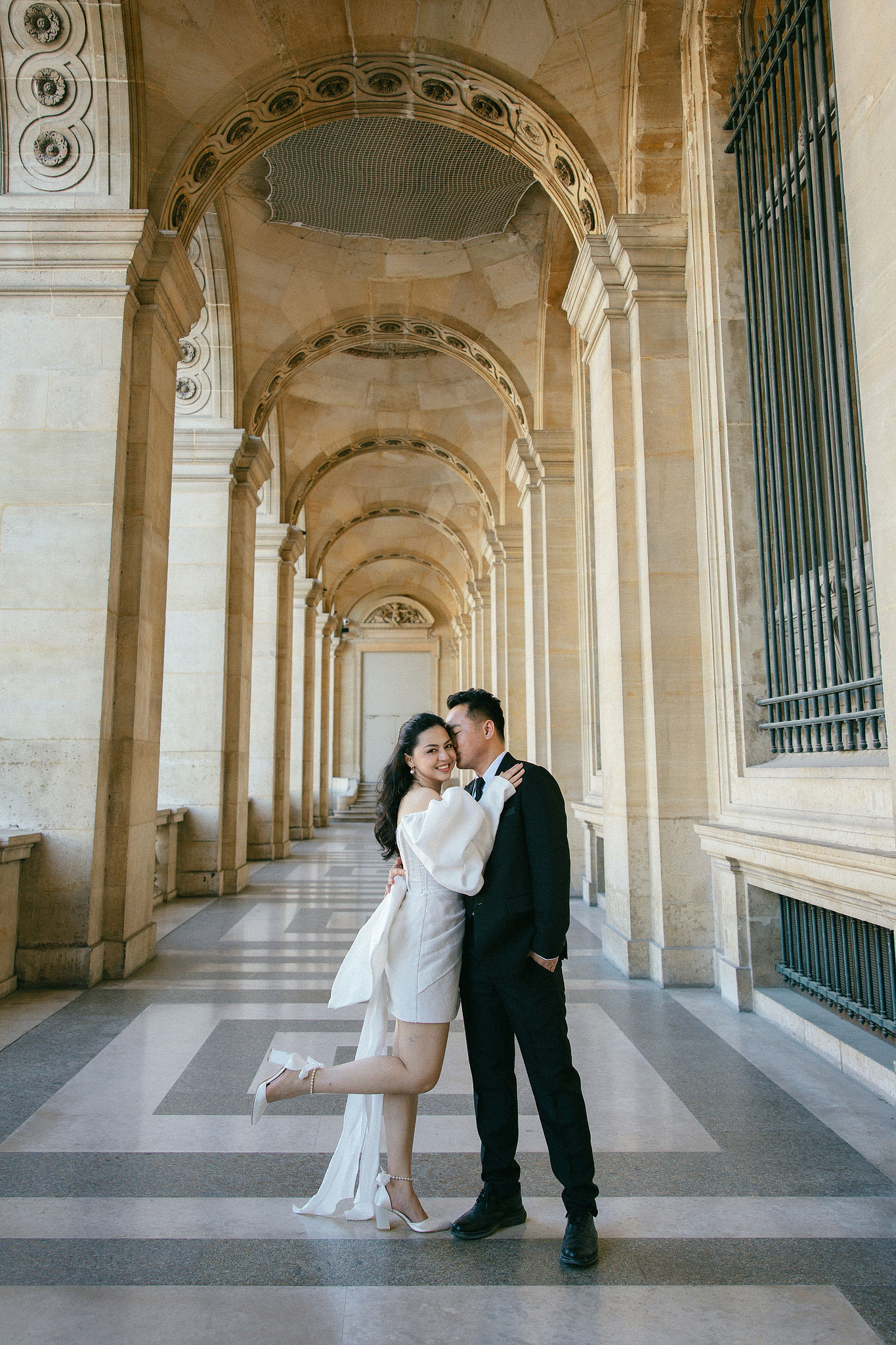 Paris Autumn Pre-Wedding Photoshoot | Avenue de Camoëns, Tuileries Garden, Louvre, Pont Alexandre III & Bir-Hakeim Bridge at Louvre pre-wedding photo