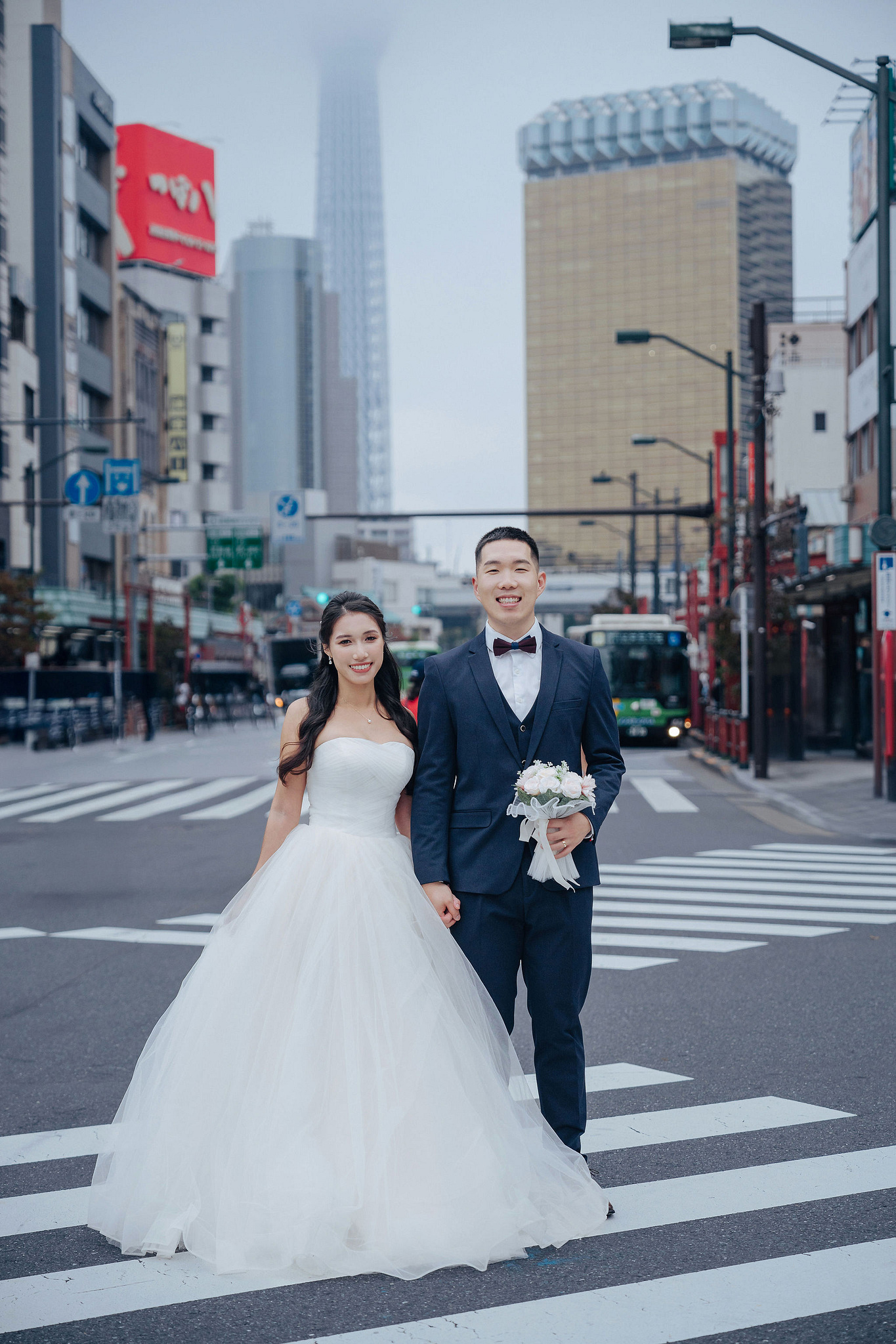 Tokyo Pre-Wedding Photoshoot | Tokyo Shrine, Tokyo Riverfront & Shinjuku at Tokyo Riverfront pre-wedding photo