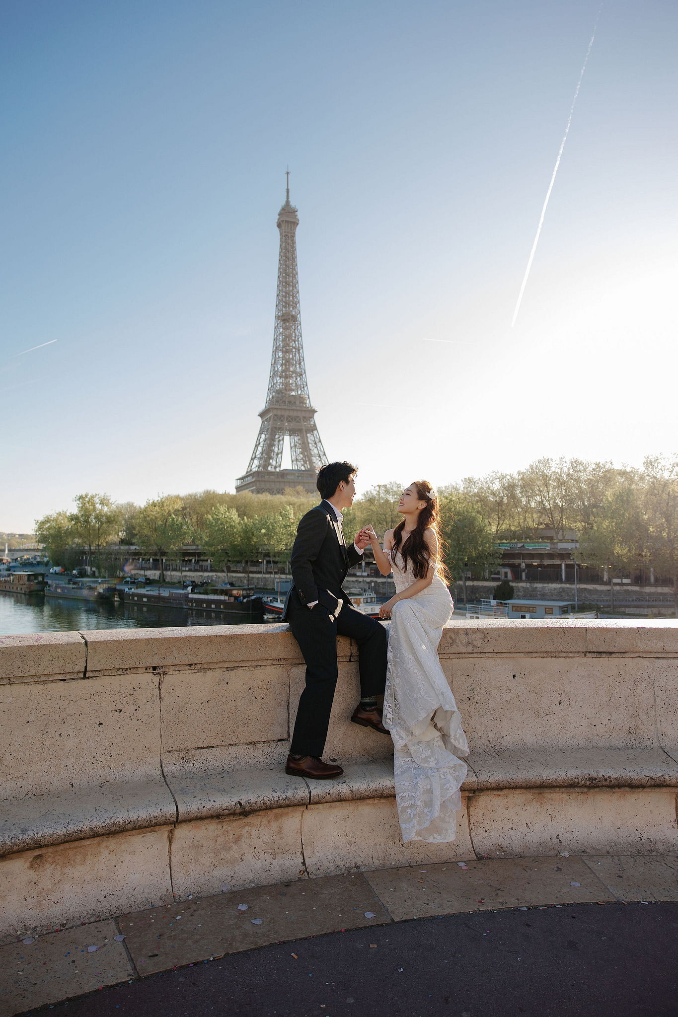 Paris Pre-Wedding Photoshoot | Place du Trocadéro, Bir-Hakeim Bridge, Sacré-Cœur Basilica, Parisian Café & Palais Royal at Place du Trocadéro pre-wedding photo
