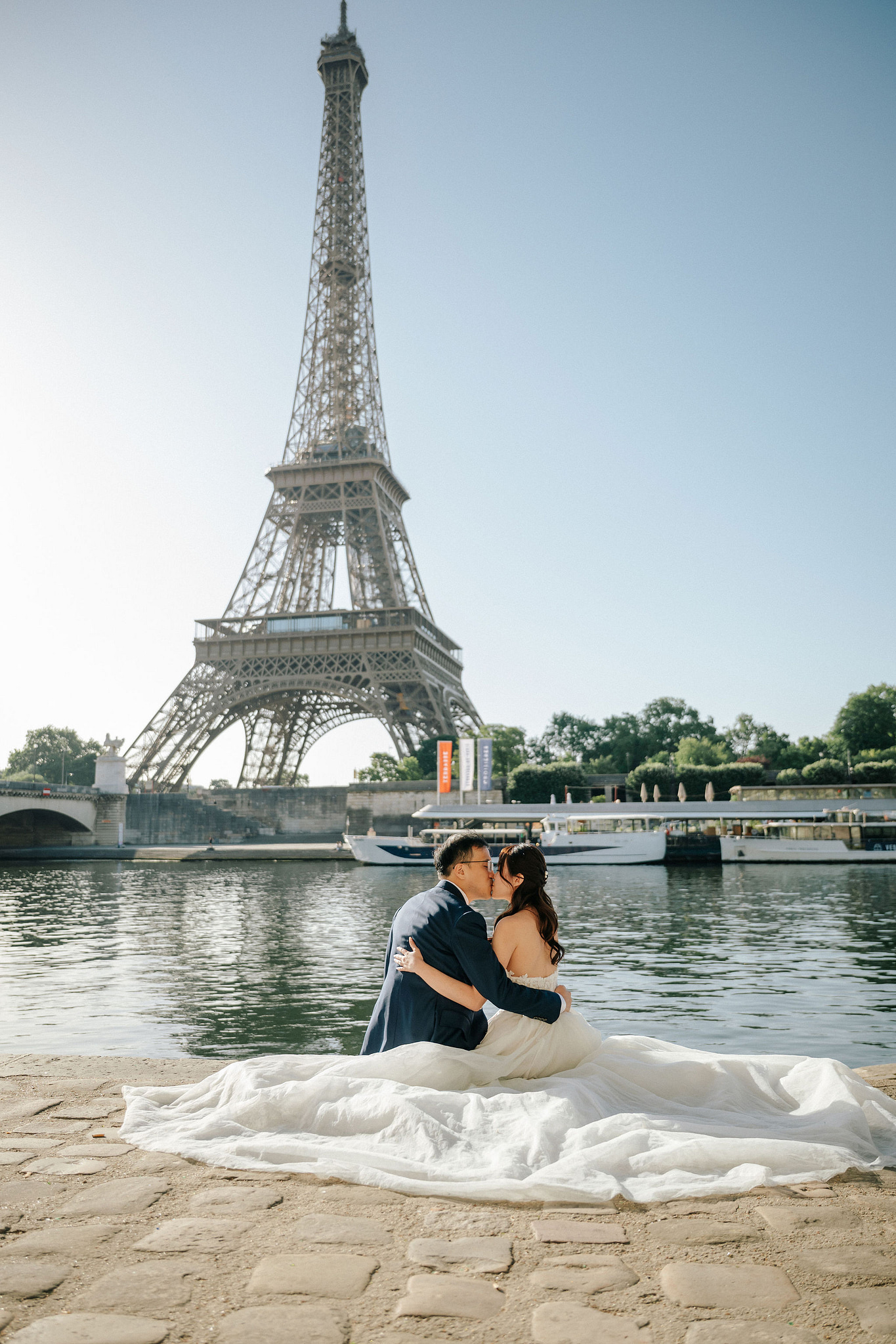 Paris Pre-Wedding Photoshoot | Place du Trocadéro, Port Debilly, Petit Palais, Pont Alexandre III, Parisian Café & Louvre Pyramid at Port Debilly pre-wedding photo