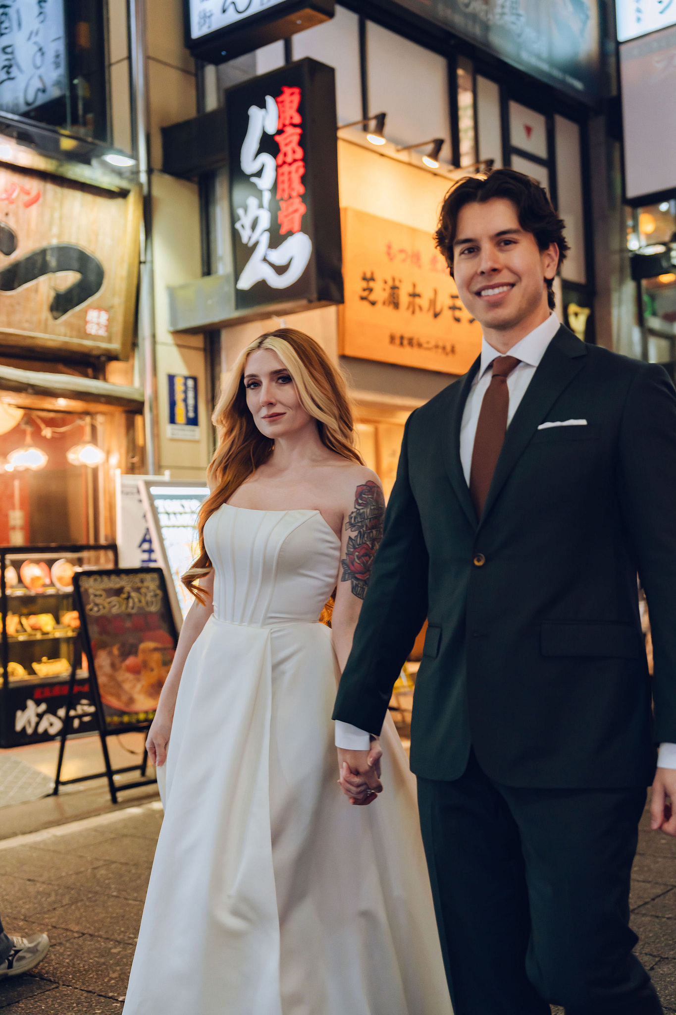 Tokyo & Mt. Fuji Pre-Wedding Photoshoot | Tokyo Garden Shrine, Lake Kawaguchiko & Shinjuku Street at Shinjuku Streets pre-wedding photo