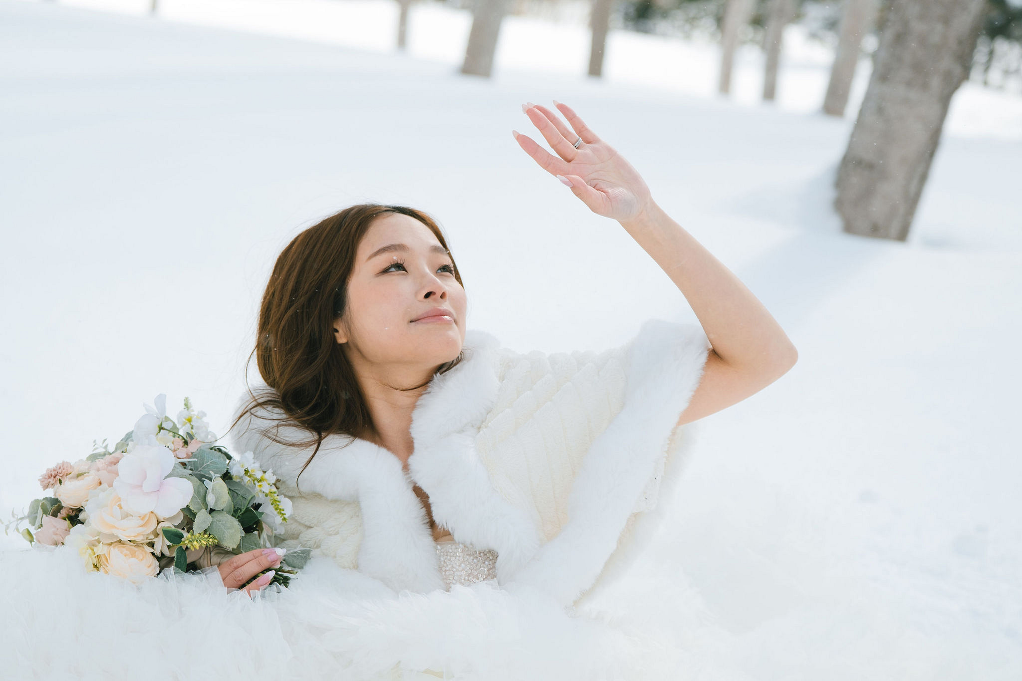 Hokkaido Pre-Wedding Photoshoot | Birch Forest, Rusutsu Resort & Hirafu Village at Birch Forest pre-wedding photo