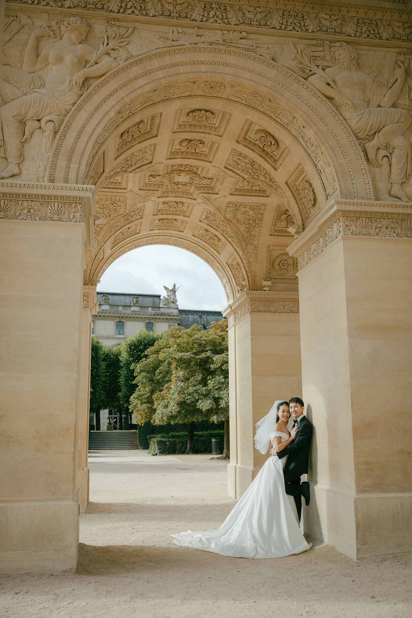 Paris Autumn Pre-Wedding Photoshoot | Place du Trocadéro, Port de Billy, Avenue de Camoëns, Louvre & Luxembourg Gardens at Louvre pre-wedding photo