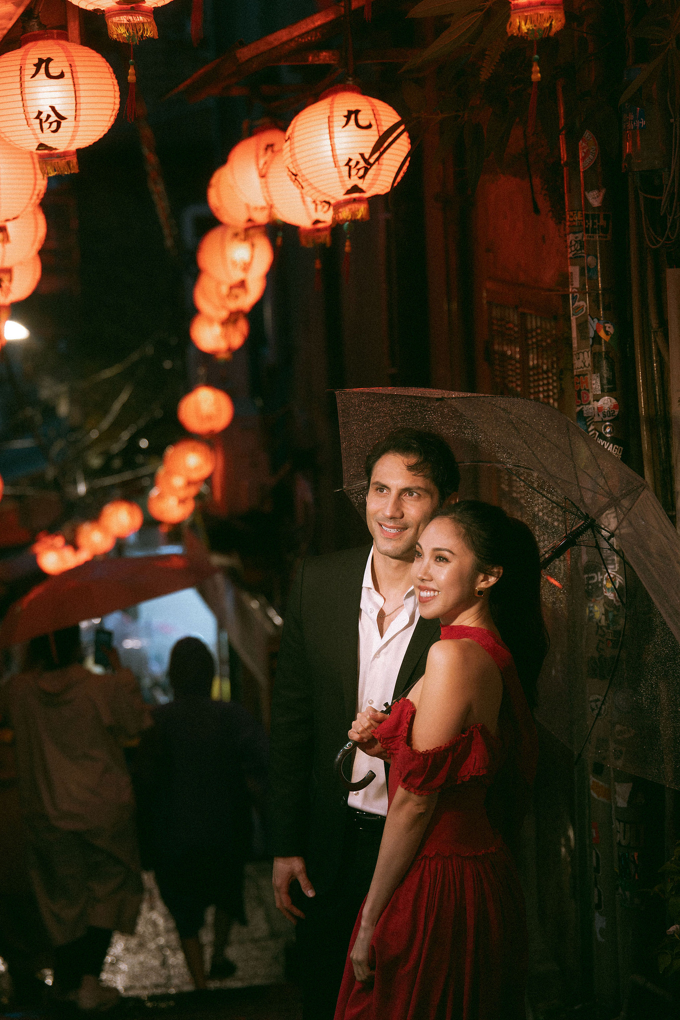 Taiwan Pre-Wedding Photoshoot | Bopiliao Historical Block, Nanya Rocks, Jinguashi & Jiufen at Jiufen pre-wedding photo
