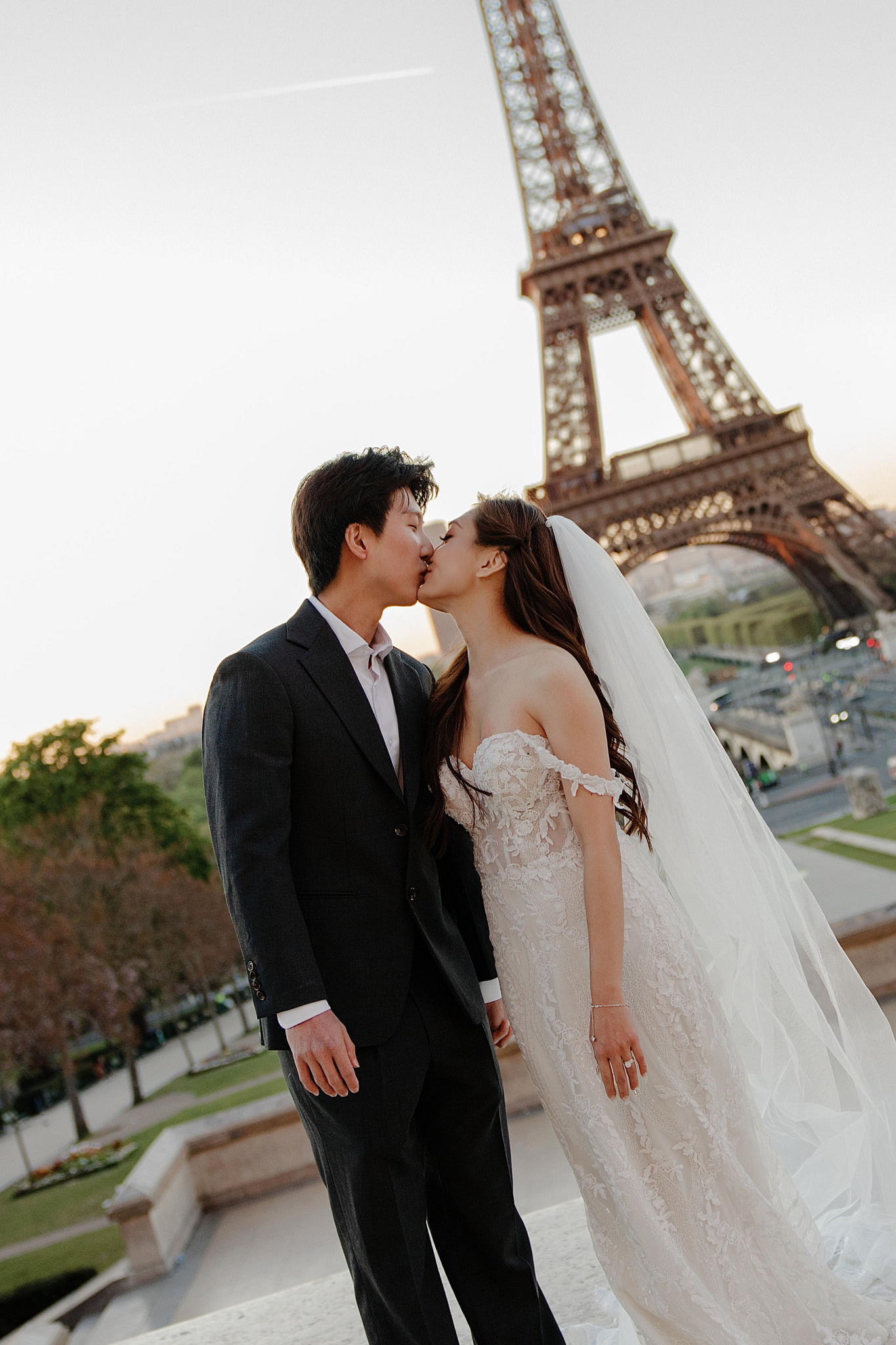Paris Pre-Wedding Photoshoot | Place du Trocadéro, Bir-Hakeim Bridge, Sacré-Cœur Basilica, Parisian Café & Palais Royal at Place du Trocadéro pre-wedding photo