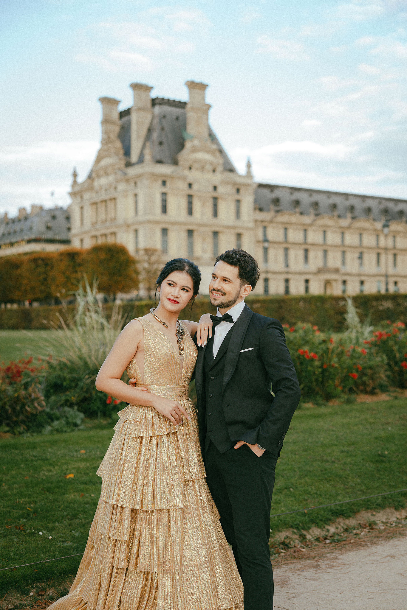Paris Pre-Wedding Photoshoot | Place du Trocadéro, Avenue de Camoëns, Parisian Café, Tuileries Garden & Louvre at Tuileries Garden pre-wedding photo