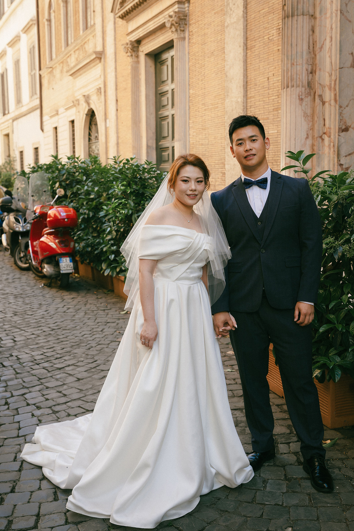 Rome Pre-Wedding Photoshoot | Rome Streets, Capitoline Hill, Basilica of St. Anthony, Villa Borghese & Giardino di Sant’Alessio at Rome Streets pre-wedding photo