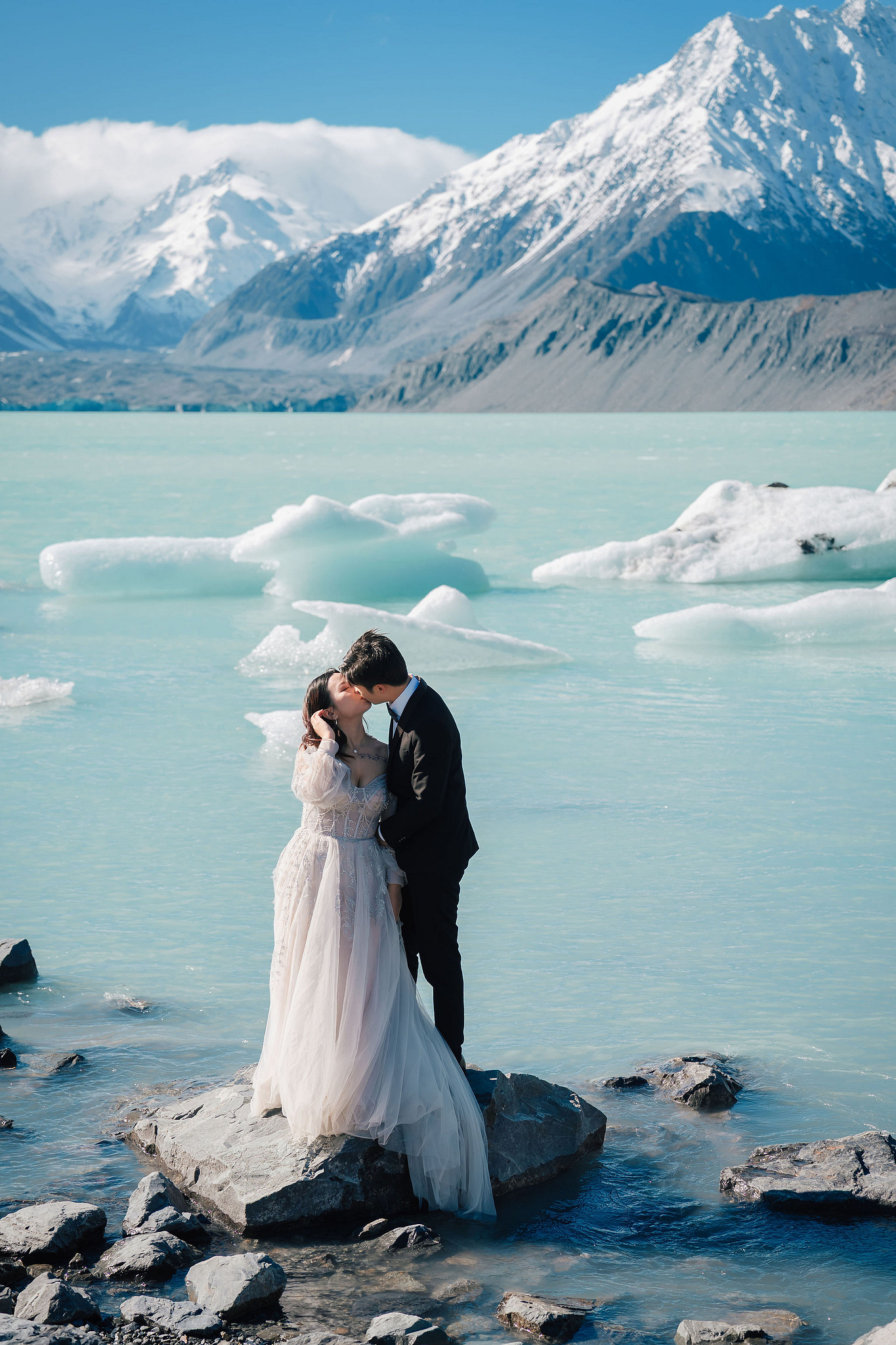 New Zealand Pre-Wedding Photoshoot | Lake Wakatipu, Alta Tarns, Coromandel Peak to Mount Cook at Glacier pre-wedding photo