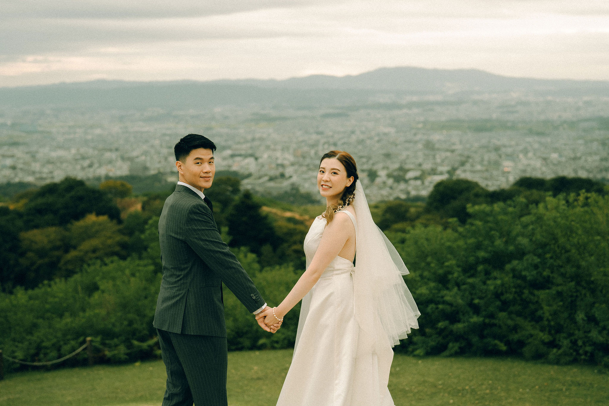 Kyoto Pre-Wedding Photoshoot | Fushimi Inari, Gion & Nara Park at Nara Park & Surrounding Hills pre-wedding photo
