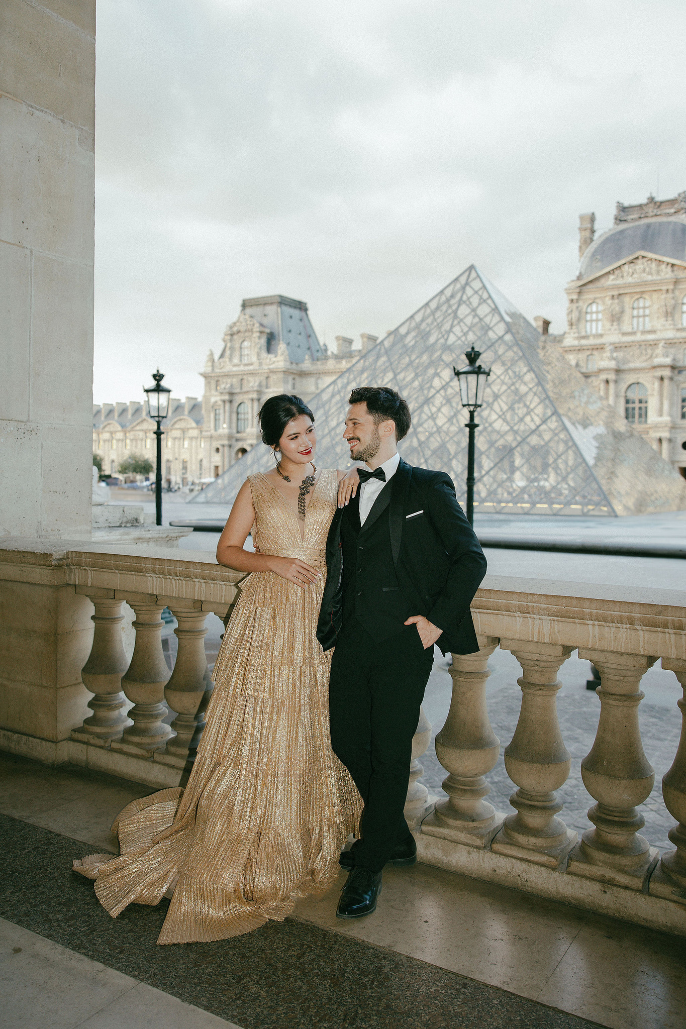 Paris Pre-Wedding Photoshoot | Place du Trocadéro, Avenue de Camoëns, Parisian Café, Tuileries Garden & Louvre at Louvre pre-wedding photo