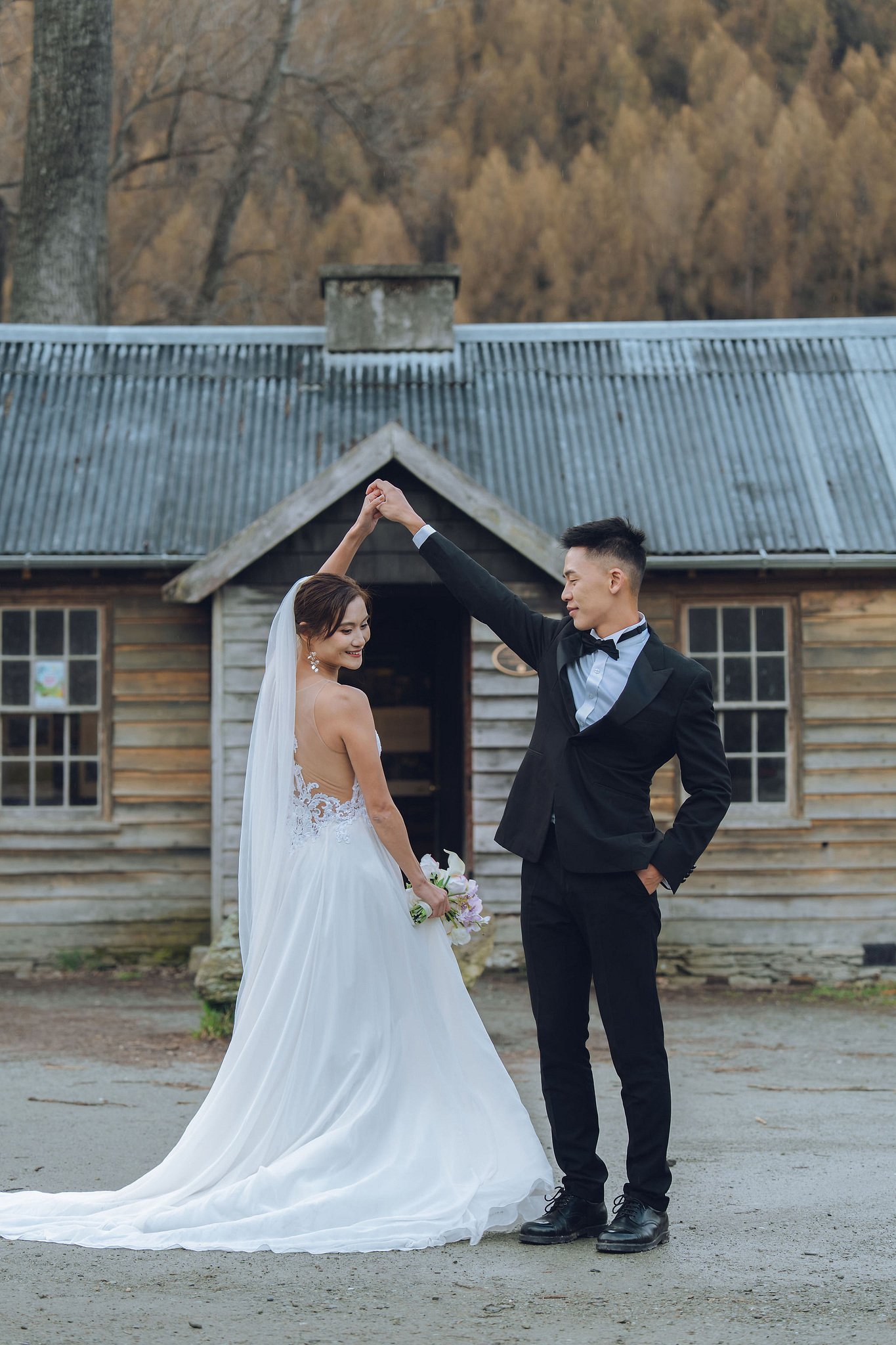 New Zealand Pre-Wedding Photoshoot | Queenstown, Lake Wakatipu, Skippers Canyon & Arrowtown at Arrowtown Hut and Woods pre-wedding photo