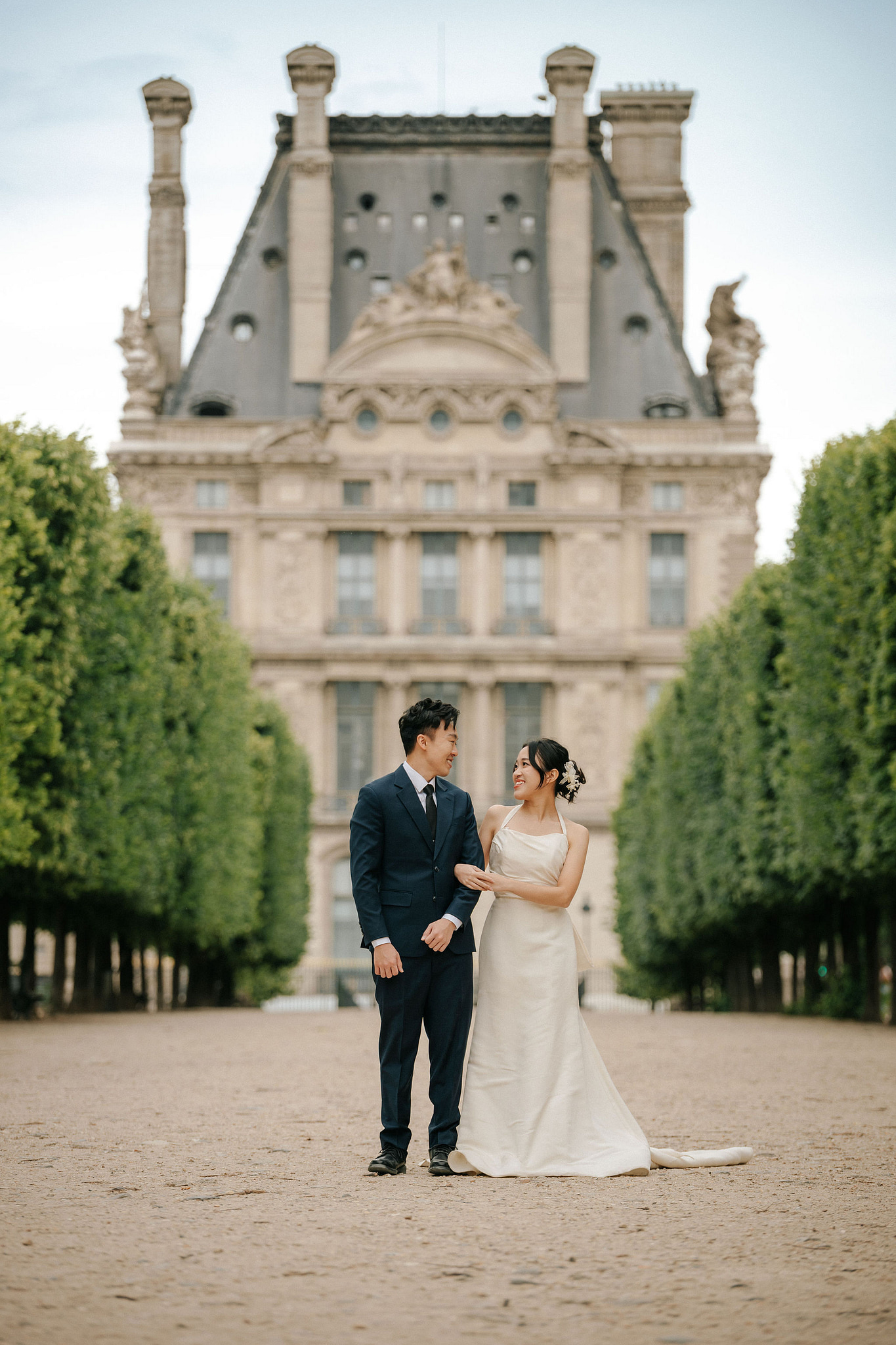Paris Pre-Wedding Photoshoot | Place du Trocadéro, Bir-Hakeim Bridge, Louvre Pyramid, Tuileries Garden & Montmartre at Tuileries Garden pre-wedding photo