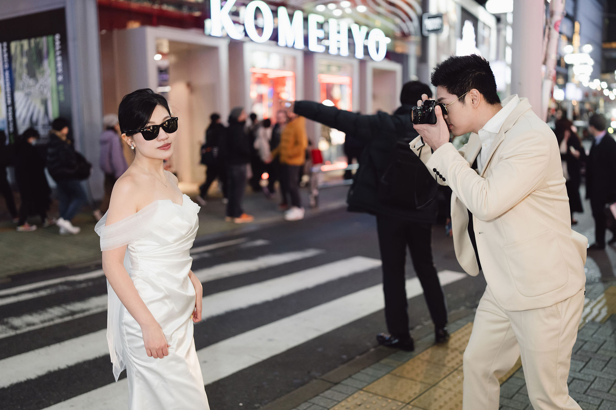 Tokyo Pre-Wedding Photoshoot | Tokyo Shrine, Tokyo Beach & Shibuya at Shibuya pre-wedding photo