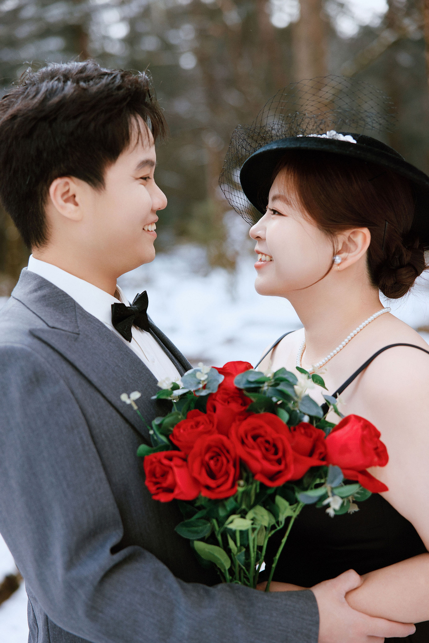 Lijiang Pre-Wedding Photoshoot | Spruce Meadow, Blue Moon Valley & Alpine Lake at Spruce Meadow pre-wedding photo