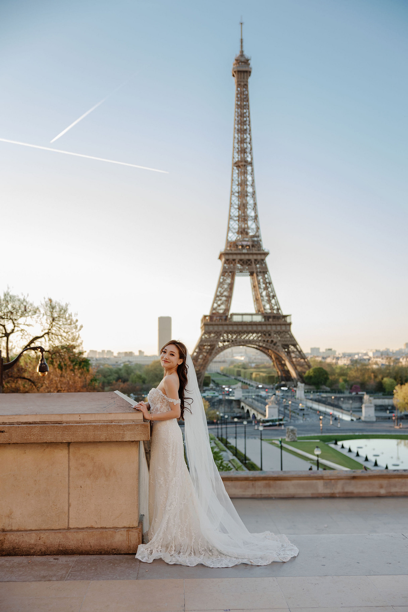 Paris Pre-Wedding Photoshoot | Place du Trocadéro, Bir-Hakeim Bridge, Sacré-Cœur Basilica, Parisian Café & Palais Royal at Place du Trocadéro pre-wedding photo