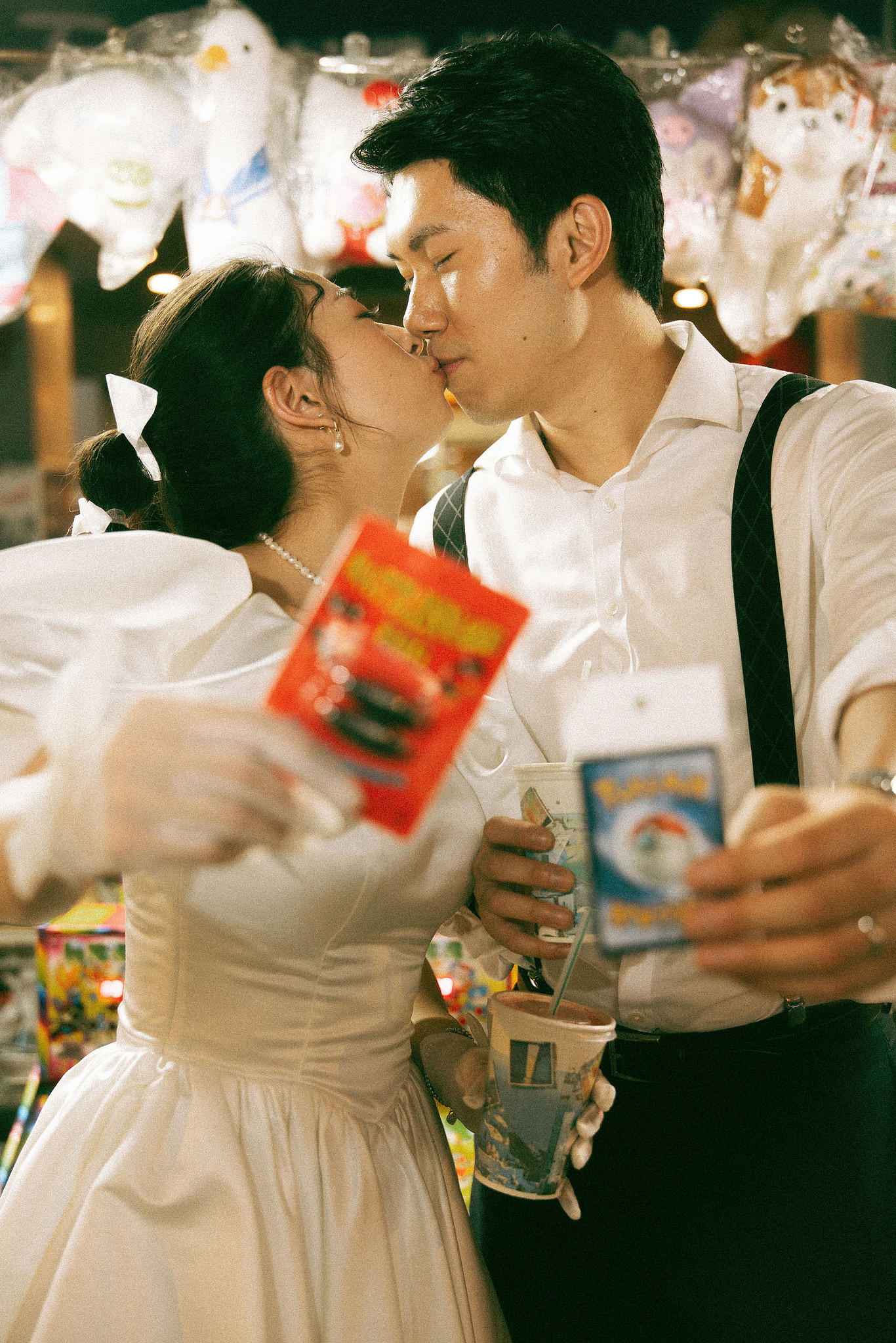 Taiwan Pre-Wedding Photoshoot Traditional Garden Qi Pao Experience Yangmingshan Vintage Night Market Shoot at Night Market pre-wedding photo