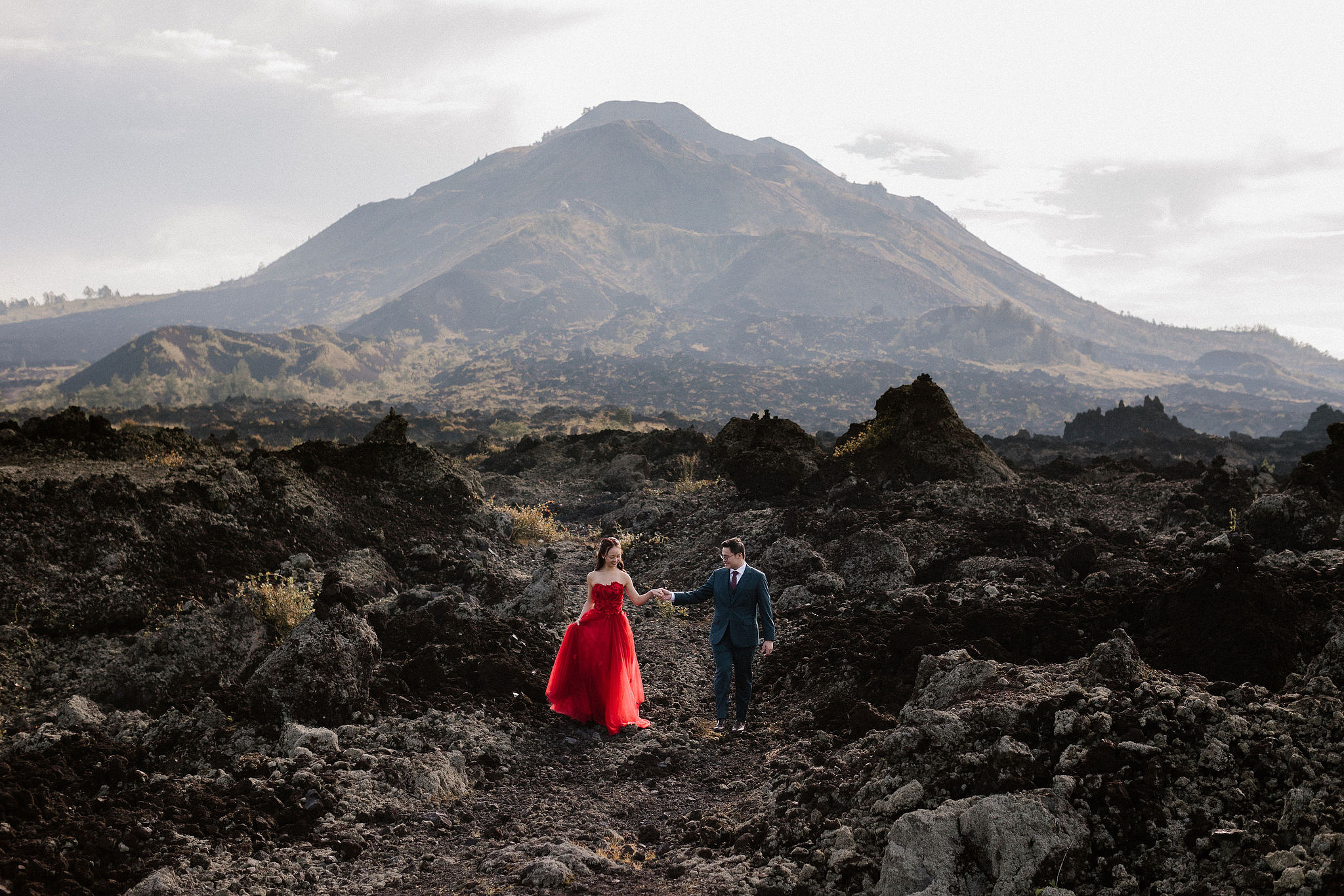 Bali Pre-Wedding Photoshoot | Pinggan Village, Lava Fields, Twin Cliff Valley & Beach at Lava Fields   pre-wedding photo