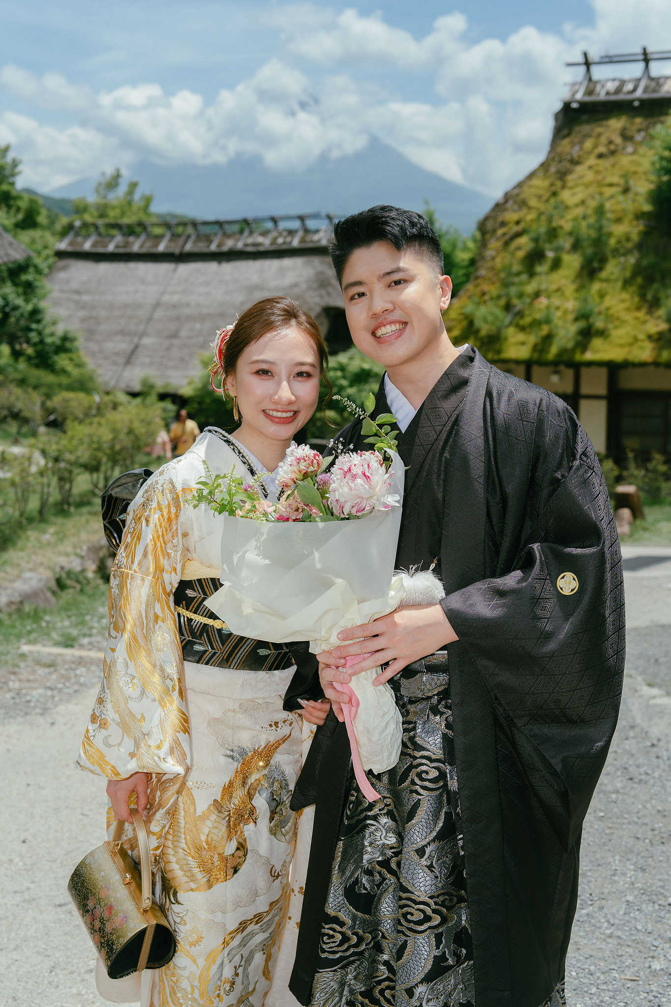 Mt. Fuji Pre-Wedding Photoshoot | Mt. Fuji Village, Oishi Park & Mt. Fuji Park at Mt. Fuji Village pre-wedding photo