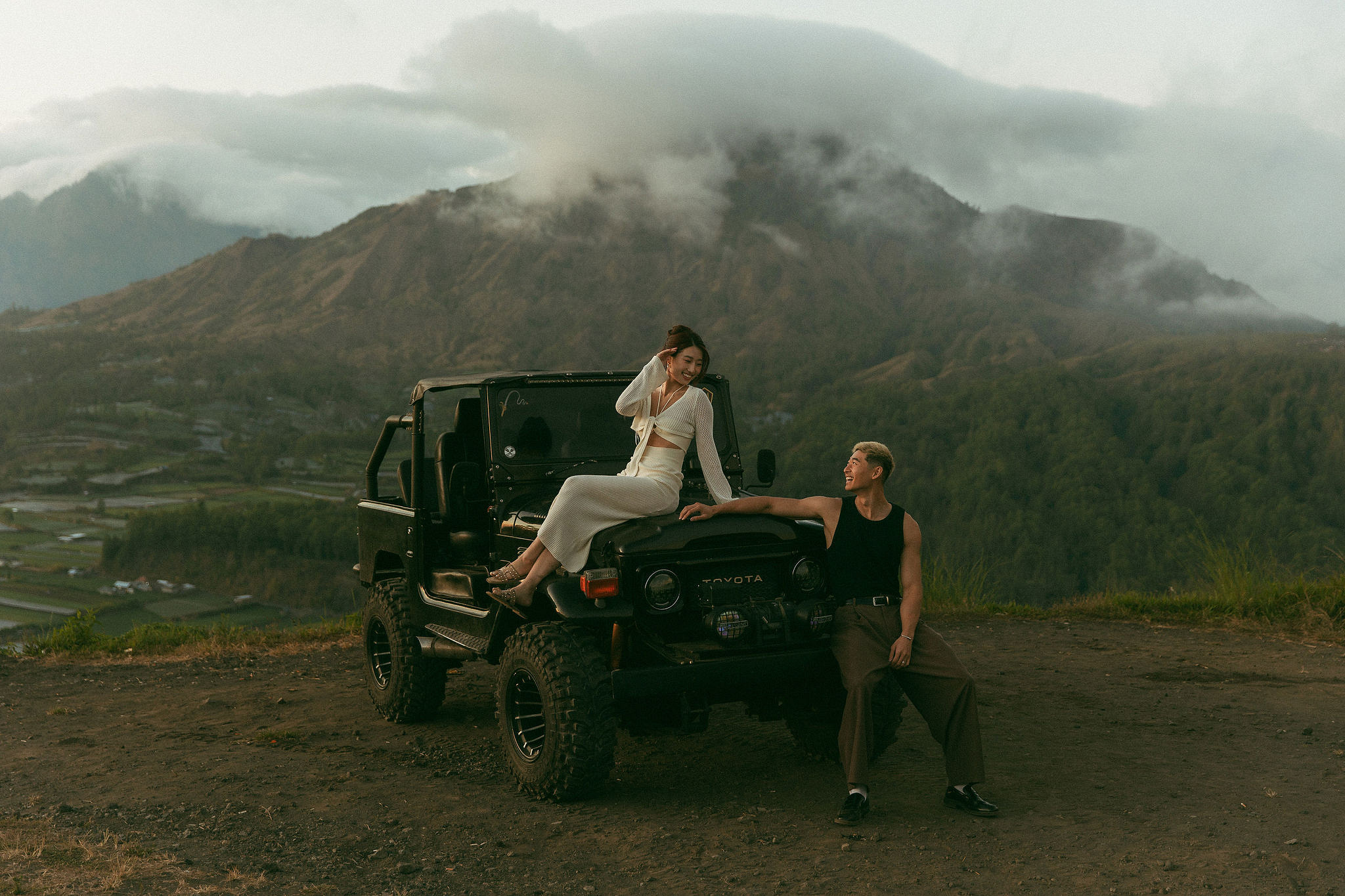 Bali Pre-Wedding Photoshoot | Mt. Batur Pinggan Village, Gelato Diner & Black Sand Beach at Mt. Batur - Pinggan Village   pre-wedding photo