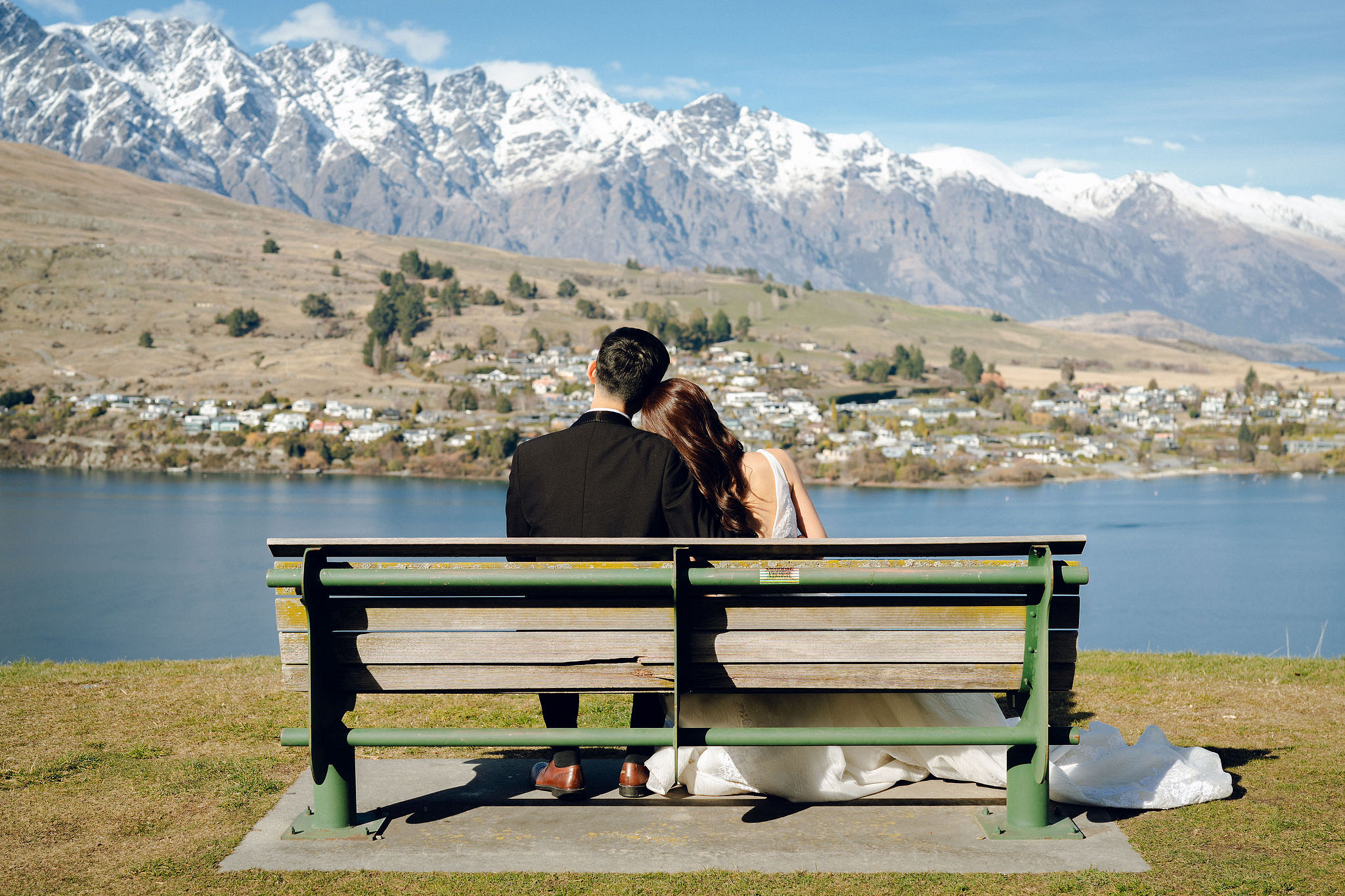 New Zealand Pre-Wedding Photoshoot with Lake Wakatipu, Skippers Canyon, Lake Tekapo, Mount Cook, and Omarama Clay Cliffs at Lake Wakatipu pre-wedding photo