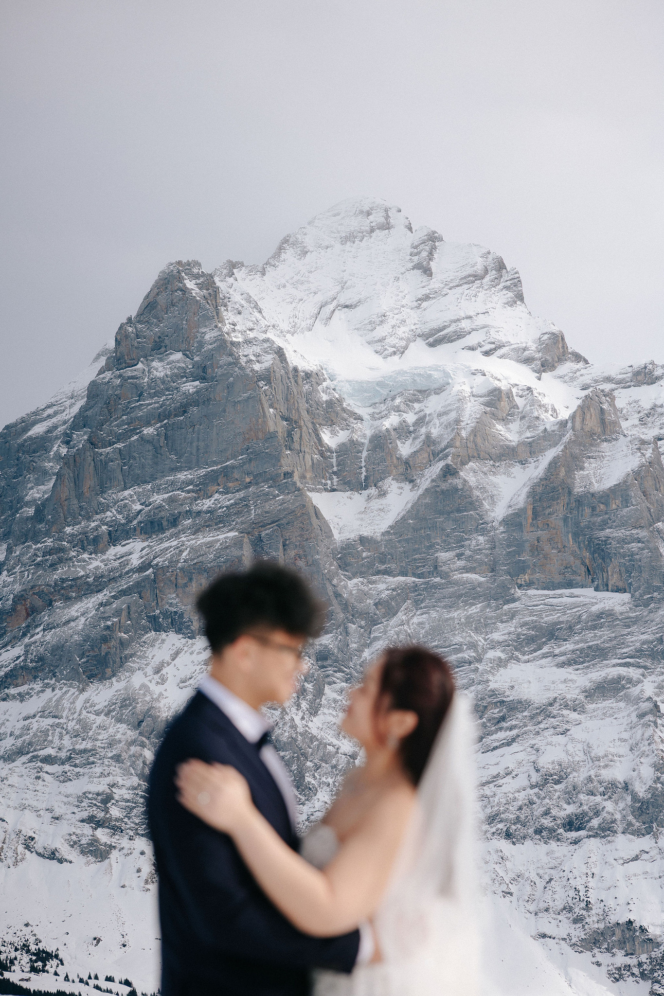 Switzerland Pre-Wedding Photoshoot | Lauterbrunnen, Grindelwald First & Lake Brienz at Grindelwald First pre-wedding photo