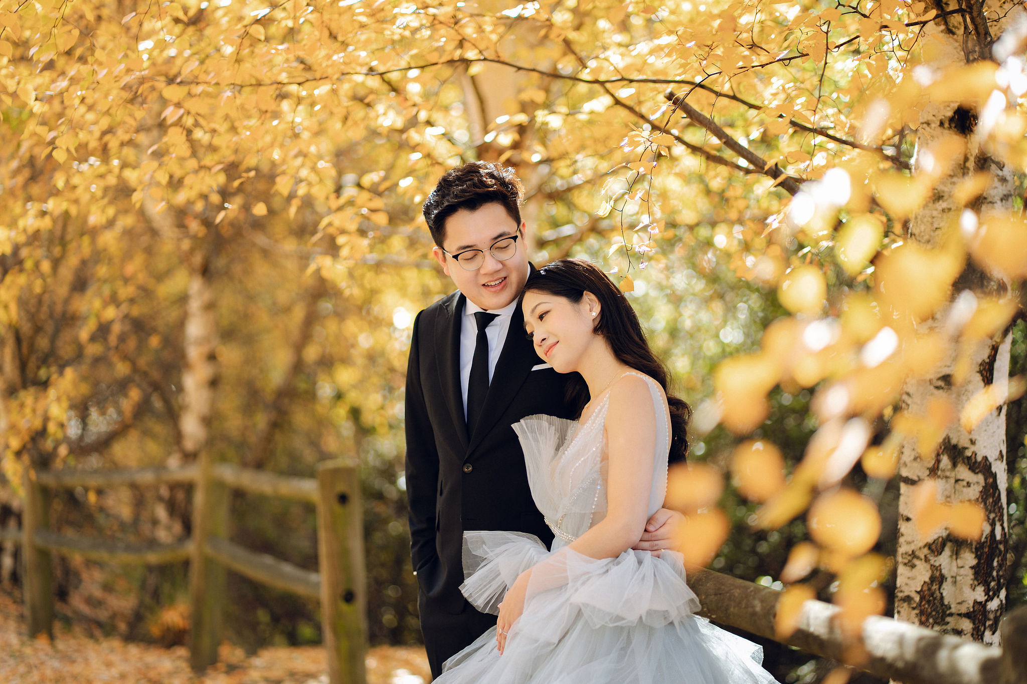 New Zealand Pre-Wedding Photoshoot | Arrowtown, Isobel Glacier, Alpaca Farm, Lake Tekapo & Mount Cook National Park at Arrowtown pre-wedding photo
