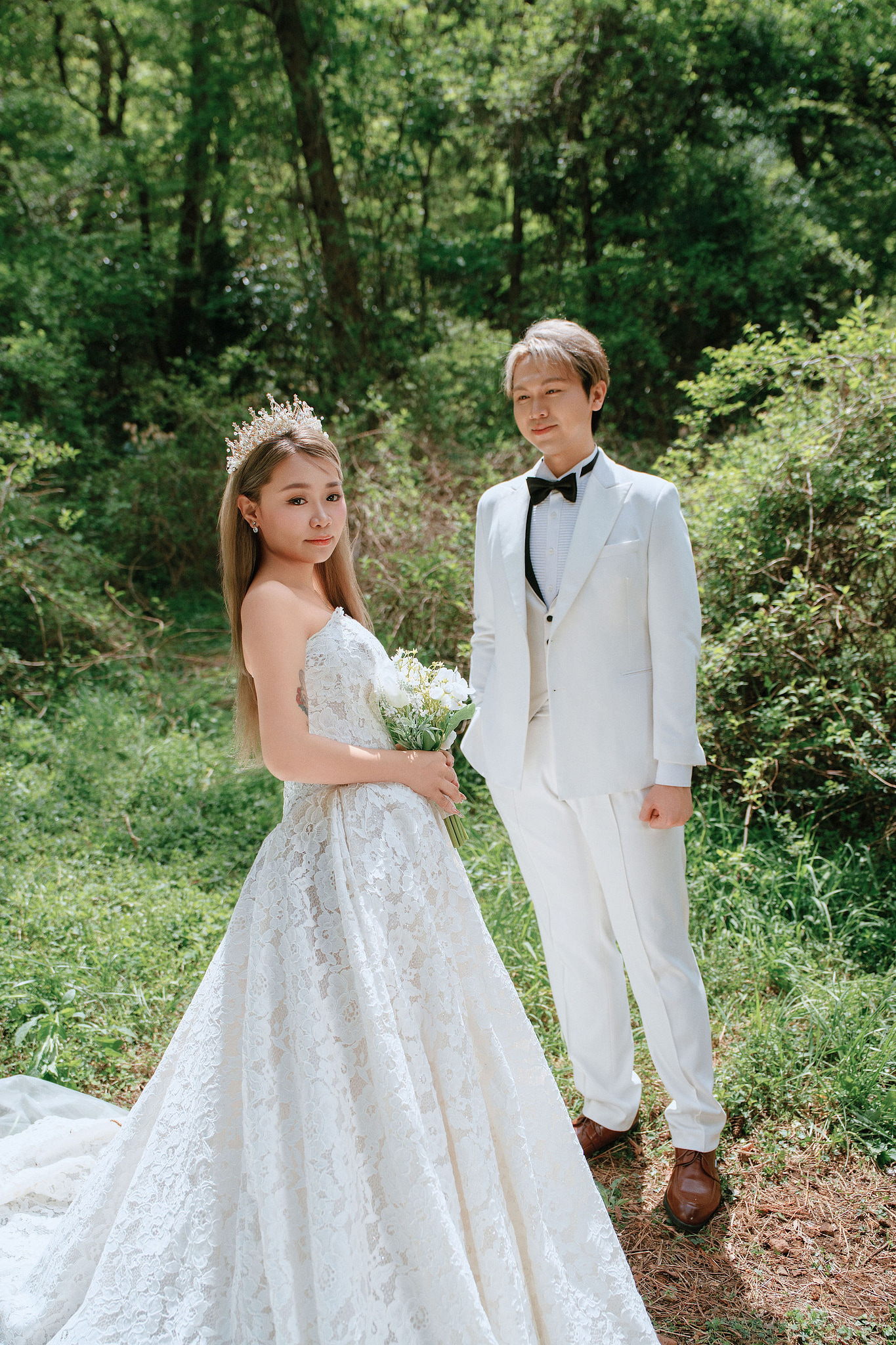 Jeju Pre-Wedding Photoshoot | Sangye-dong Forest, Yerae Ecological Park & Hyeopjae Beach at Sangye-dong Forest pre-wedding photo