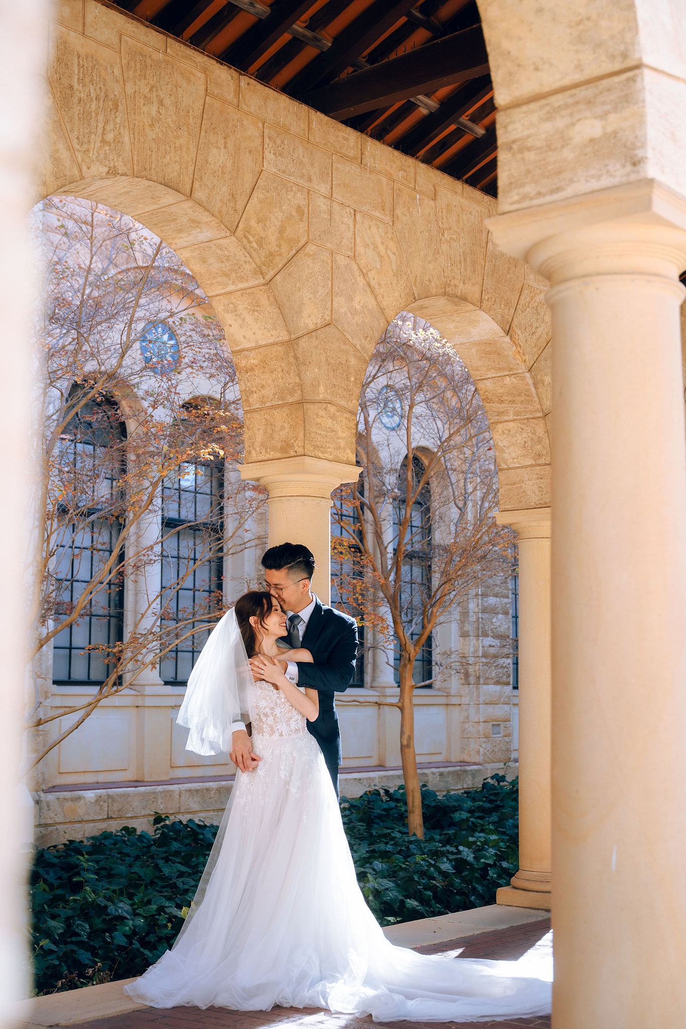 Perth Pre-Wedding Photoshoot | Lancelin, State Buildings & UWA at University of Western Australia pre-wedding photo