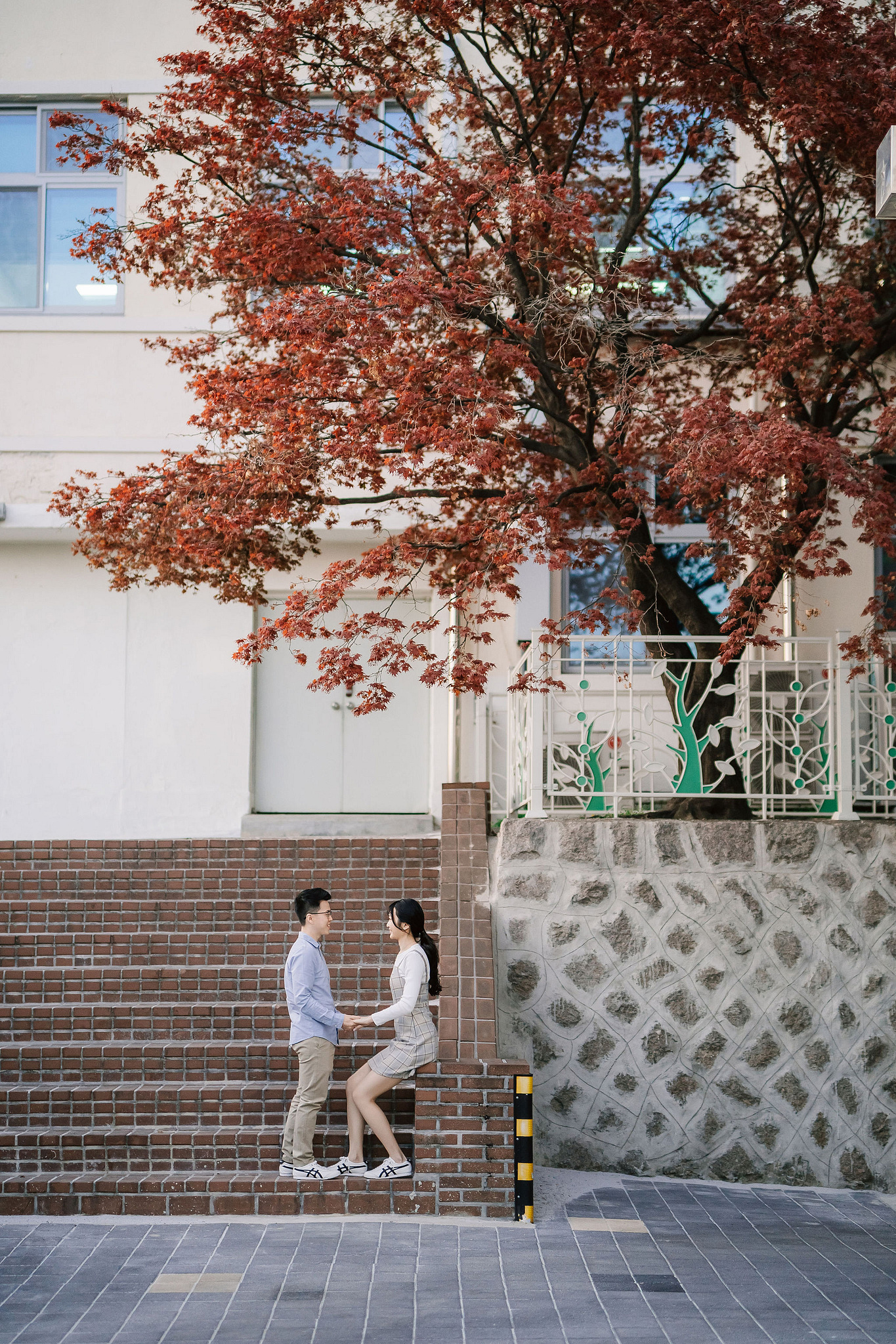 Seoul Pre-Wedding Photoshoot | Seoul Forest, Namsangol Hanok Village & Samcheong-dong at Samcheong-dong Cafe Streets pre-wedding photo
