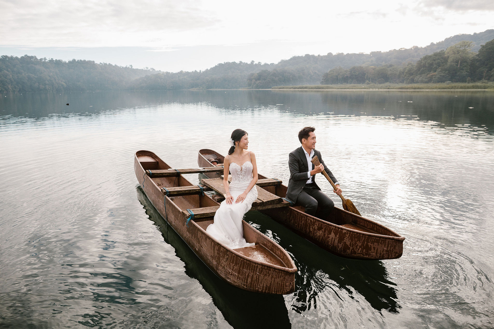Bali Pre-Wedding Photoshoot | Lake Tamblingan, Rumah Gemuk & Mengening Beach at Lake Tamblingan   pre-wedding photo