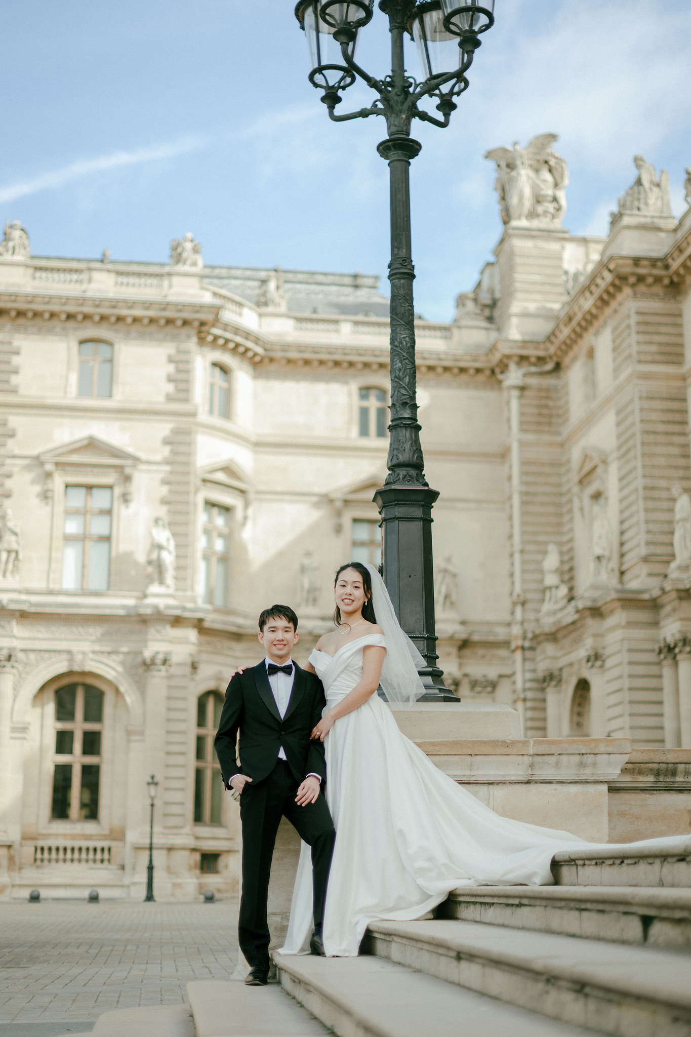 Paris Autumn Pre-Wedding Photoshoot | Place du Trocadéro, Port de Billy, Avenue de Camoëns, Louvre & Luxembourg Gardens at Louvre pre-wedding photo