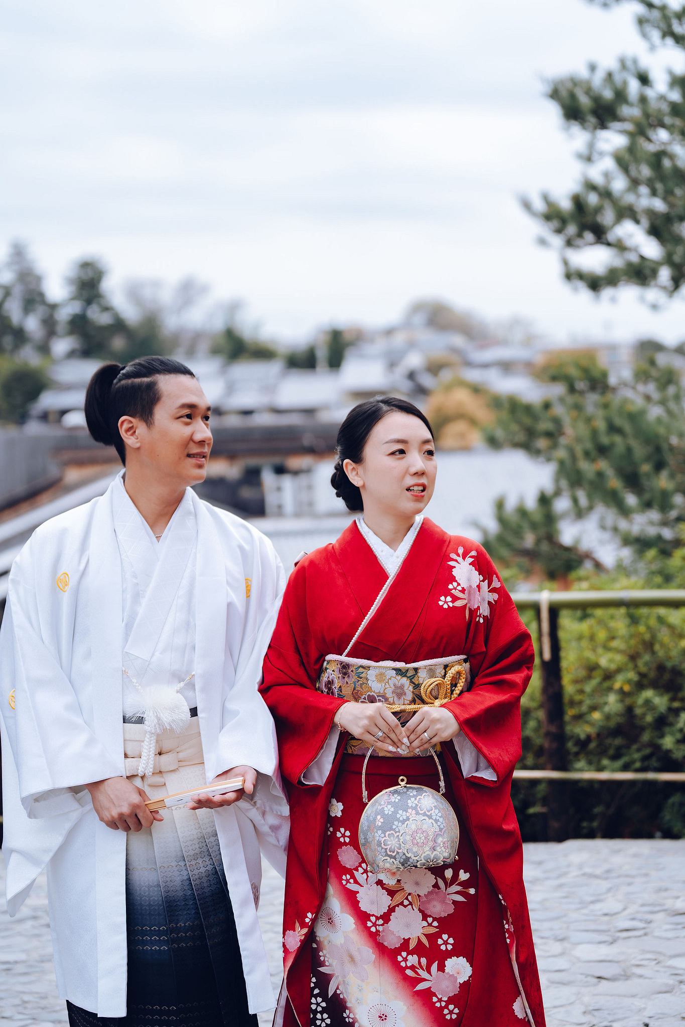 Kyoto Pre-Wedding Photoshoot | Historic Higashiyama Streets, Keage Incline & Nara Park at Higashiyama & Yasaka Pagoda pre-wedding photo