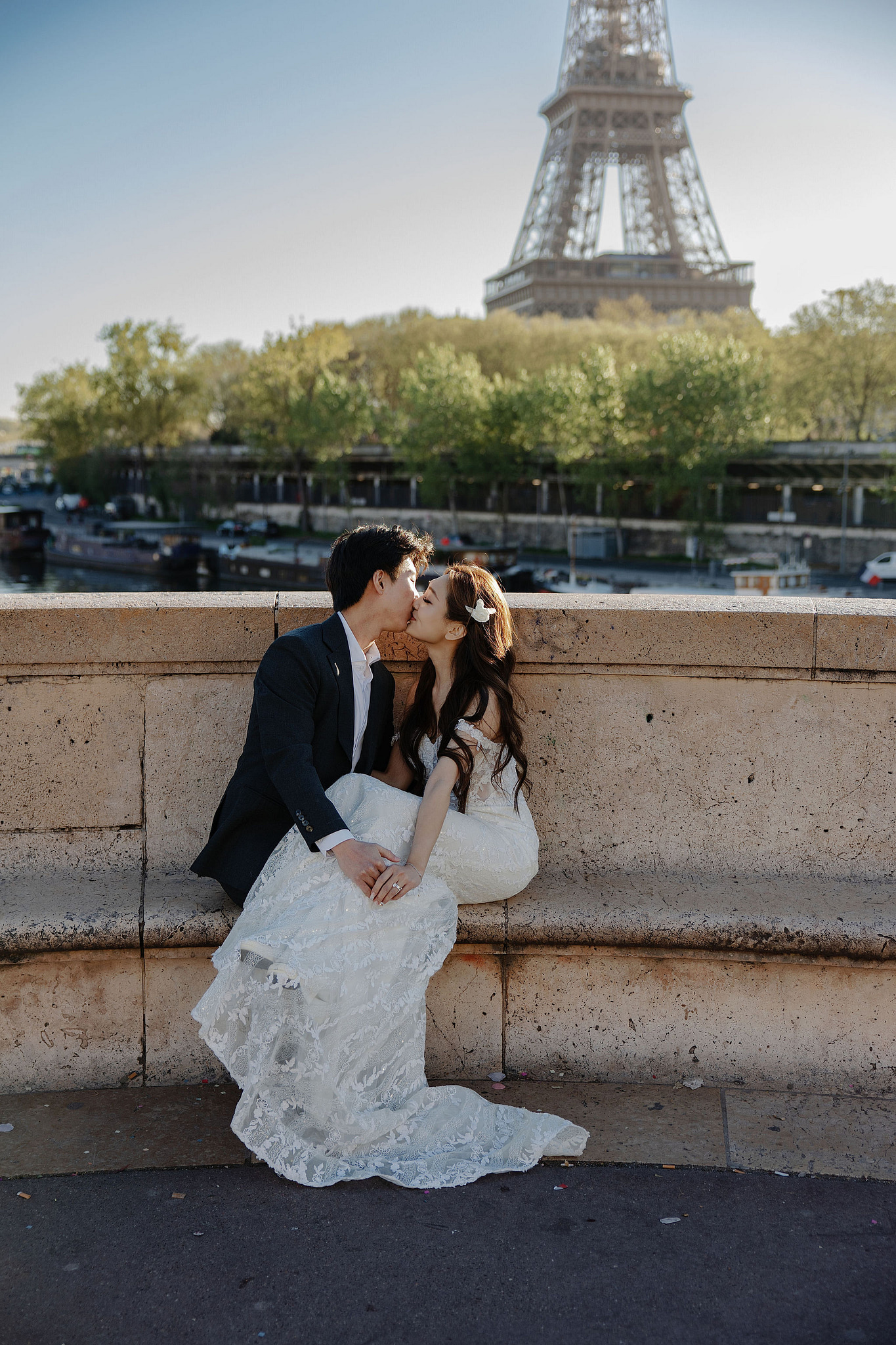 Paris Pre-Wedding Photoshoot | Place du Trocadéro, Bir-Hakeim Bridge, Sacré-Cœur Basilica, Parisian Café & Palais Royal at Place du Trocadéro pre-wedding photo