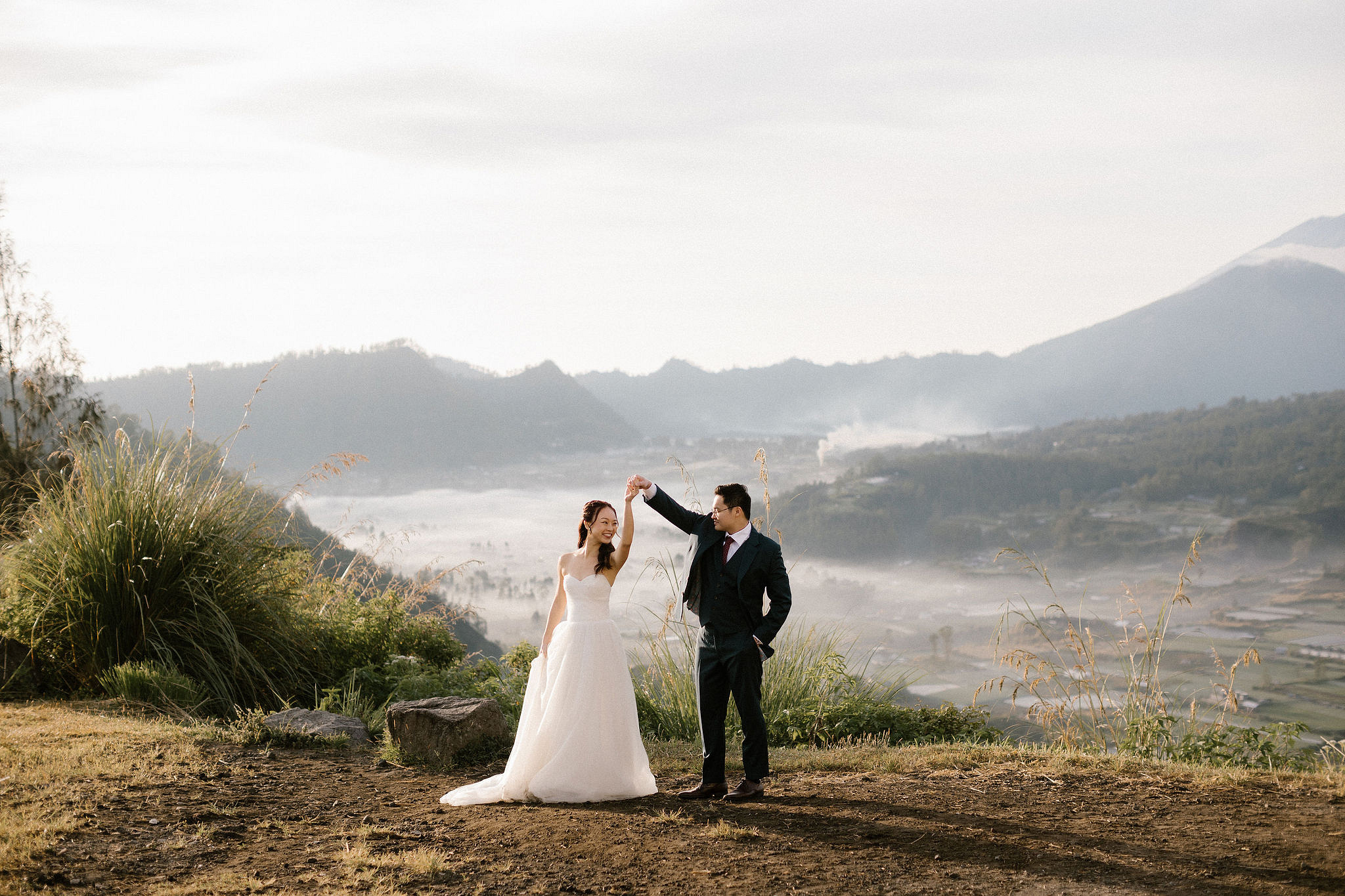 Bali Pre-Wedding Photoshoot | Pinggan Village, Lava Fields, Twin Cliff Valley & Beach at Pinggan Village   pre-wedding photo