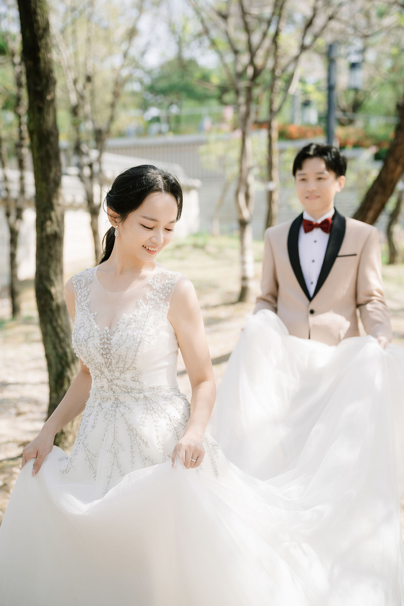 Seoul Pre-Wedding Photoshoot | Seoul Forest, Namsan Tower & Namsangol Hanok Village at Namsan Tower pre-wedding photo