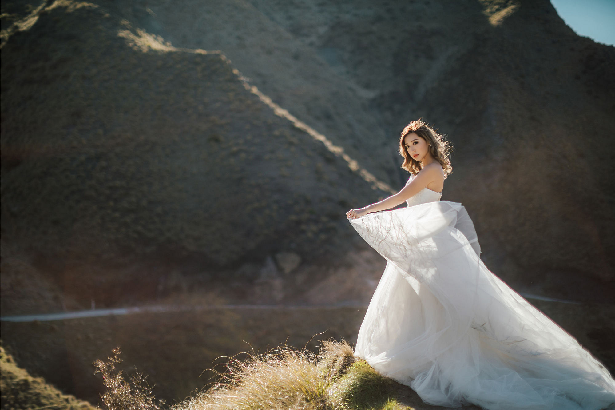 Kryz Uy And Slater Pre Wedding Photoshoot At Roy's Peak, Alpaca Farm And Arrowtown at Skippers Canyon pre-wedding photo