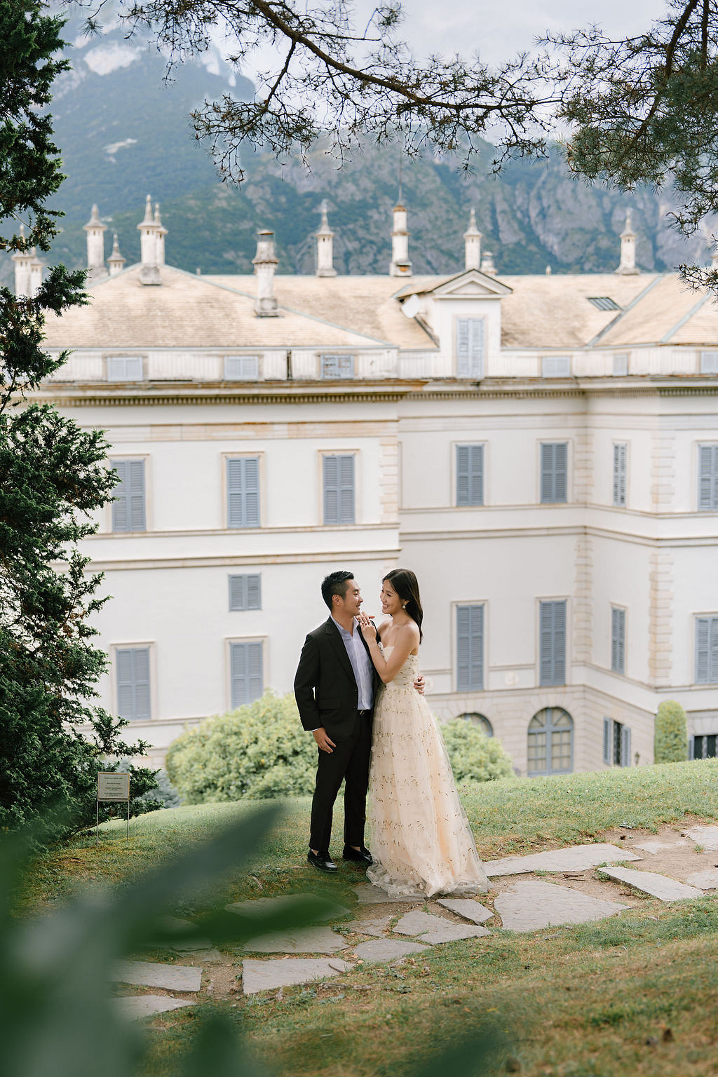 Lake Como Pre-Wedding Photoshoot | Bellagio, Lake Como & Villa Melzi Gardens at Villa Melzi Gardens pre-wedding photo