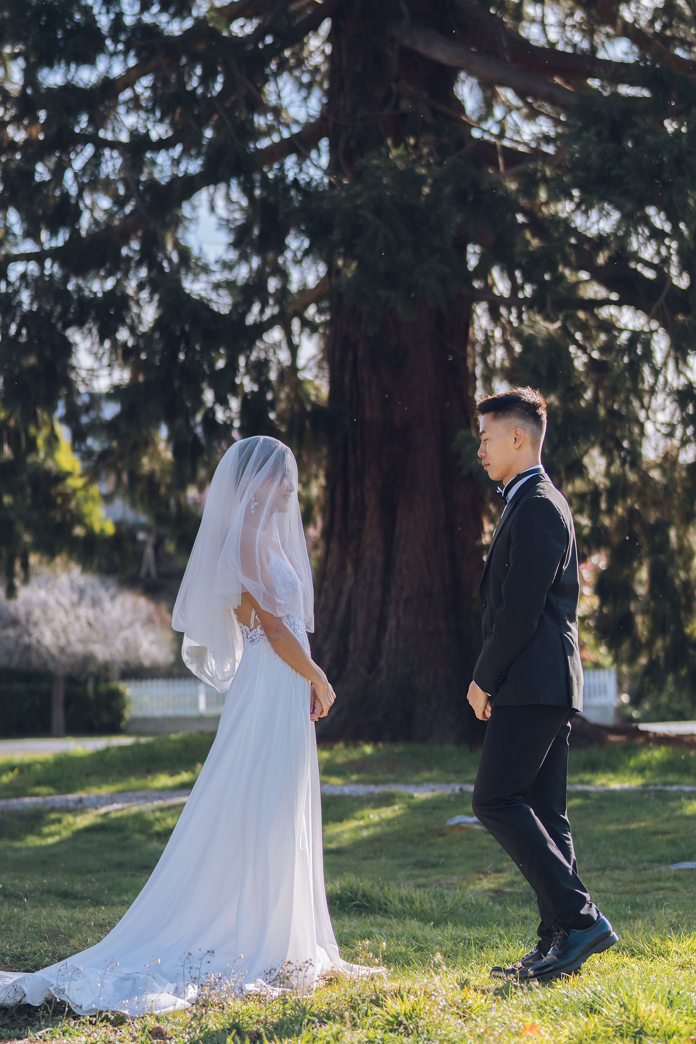 New Zealand Pre-Wedding Photoshoot | Queenstown, Lake Wakatipu, Skippers Canyon & Arrowtown at Arrowtown Hut and Woods pre-wedding photo