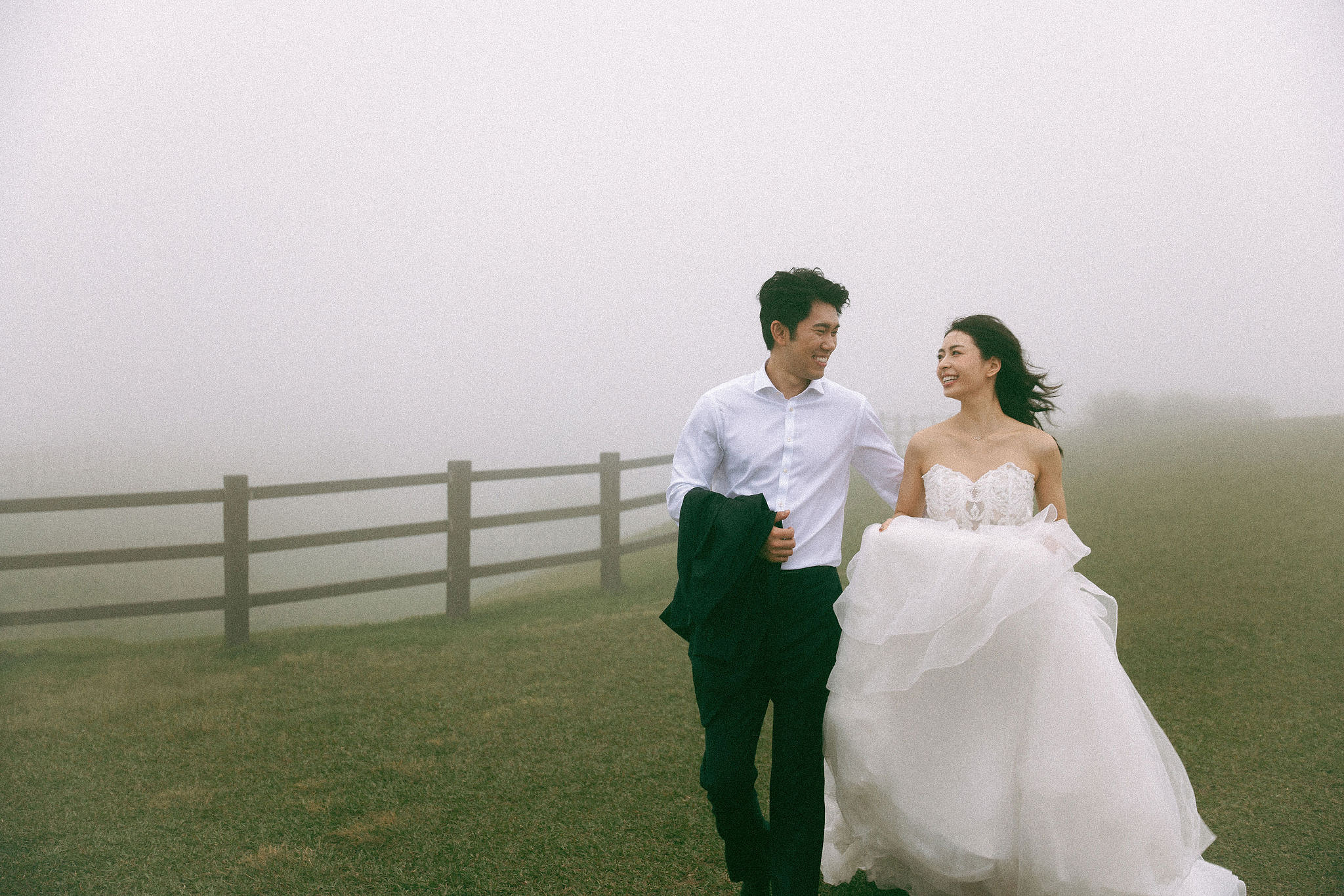 Taiwan Pre-Wedding Photoshoot Traditional Garden Qi Pao Experience Yangmingshan Vintage Night Market Shoot at Yang Ming Shan pre-wedding photo