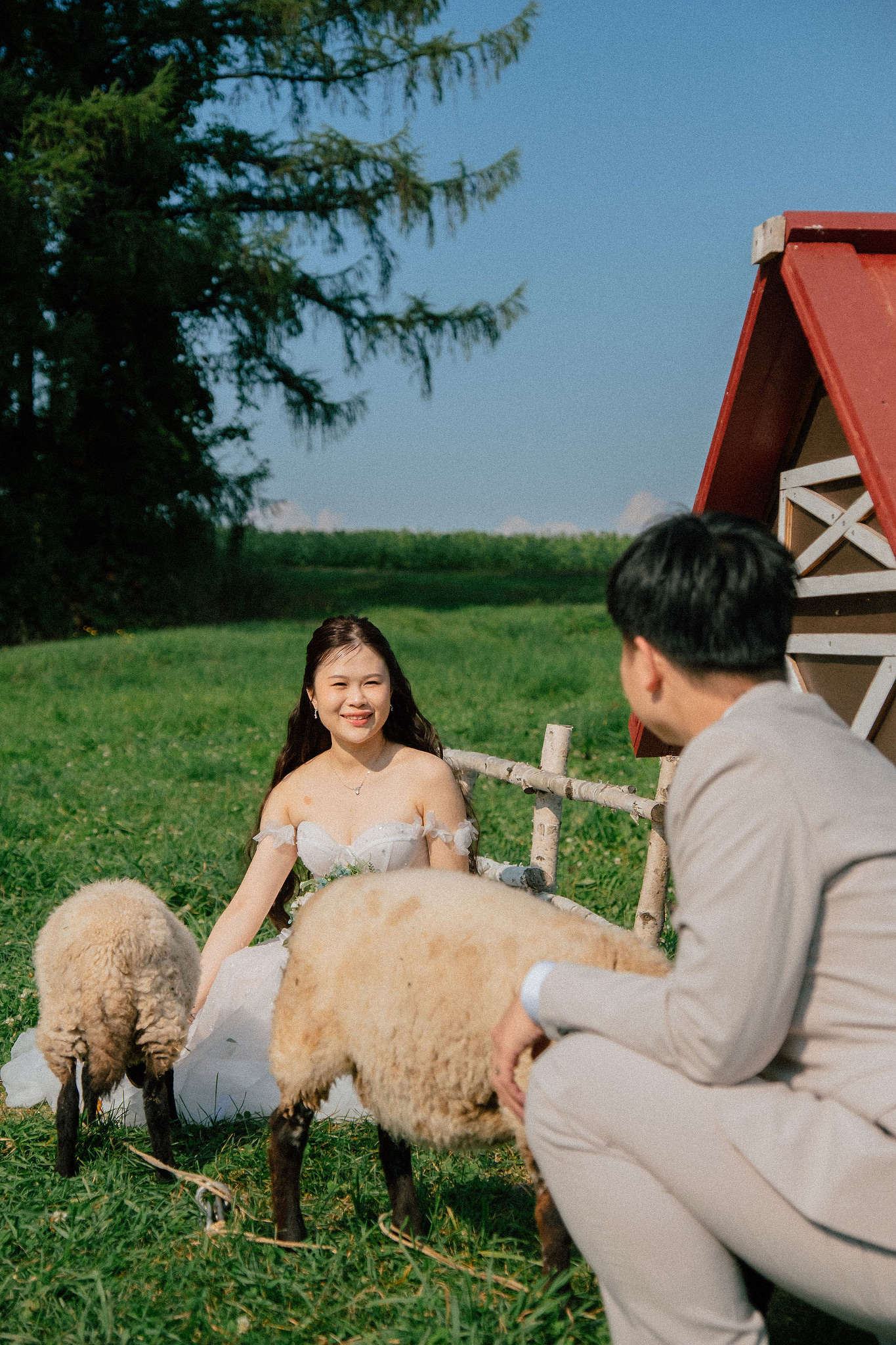 Furano, Hokkaido Pre-Wedding Photoshoot | Farm Chiyoda, Shikisai-no-oka & Ningle Terrace at Farm Chiyoda pre-wedding photo