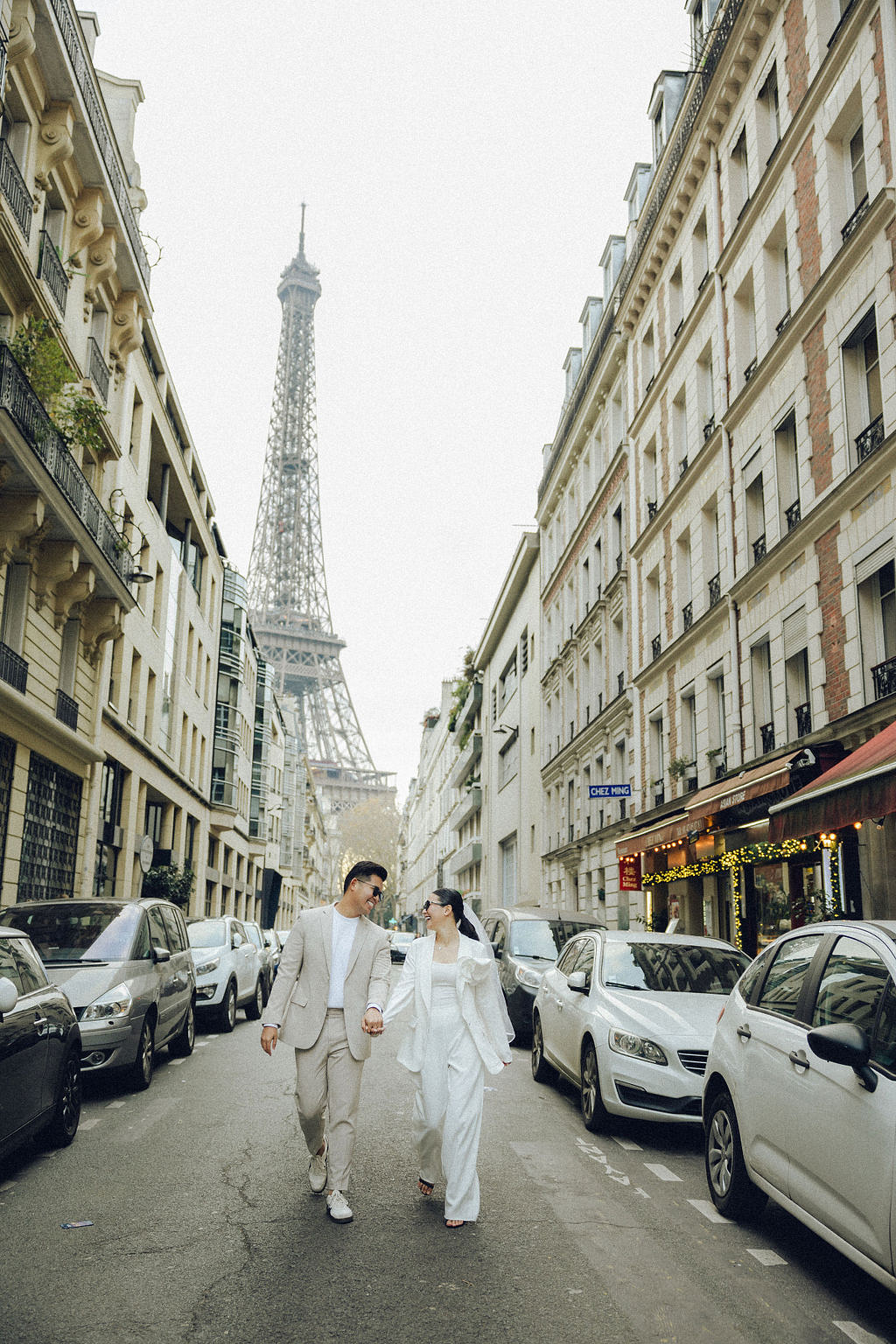 Paris Pre-Wedding Photoshoot with Eiﬀel Tower Louvre Museum Parisian Cafe Vintage Car Rooftop Night at Parisian Streets pre-wedding photo
