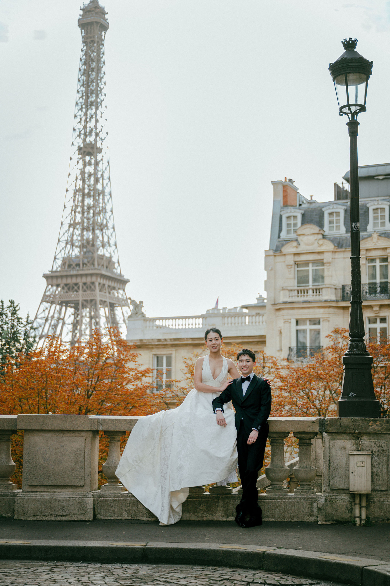 Paris Autumn Pre-Wedding Photoshoot | Place du Trocadéro, Port de Billy, Avenue de Camoëns, Louvre & Luxembourg Gardens at Avenue de Camoëns pre-wedding photo