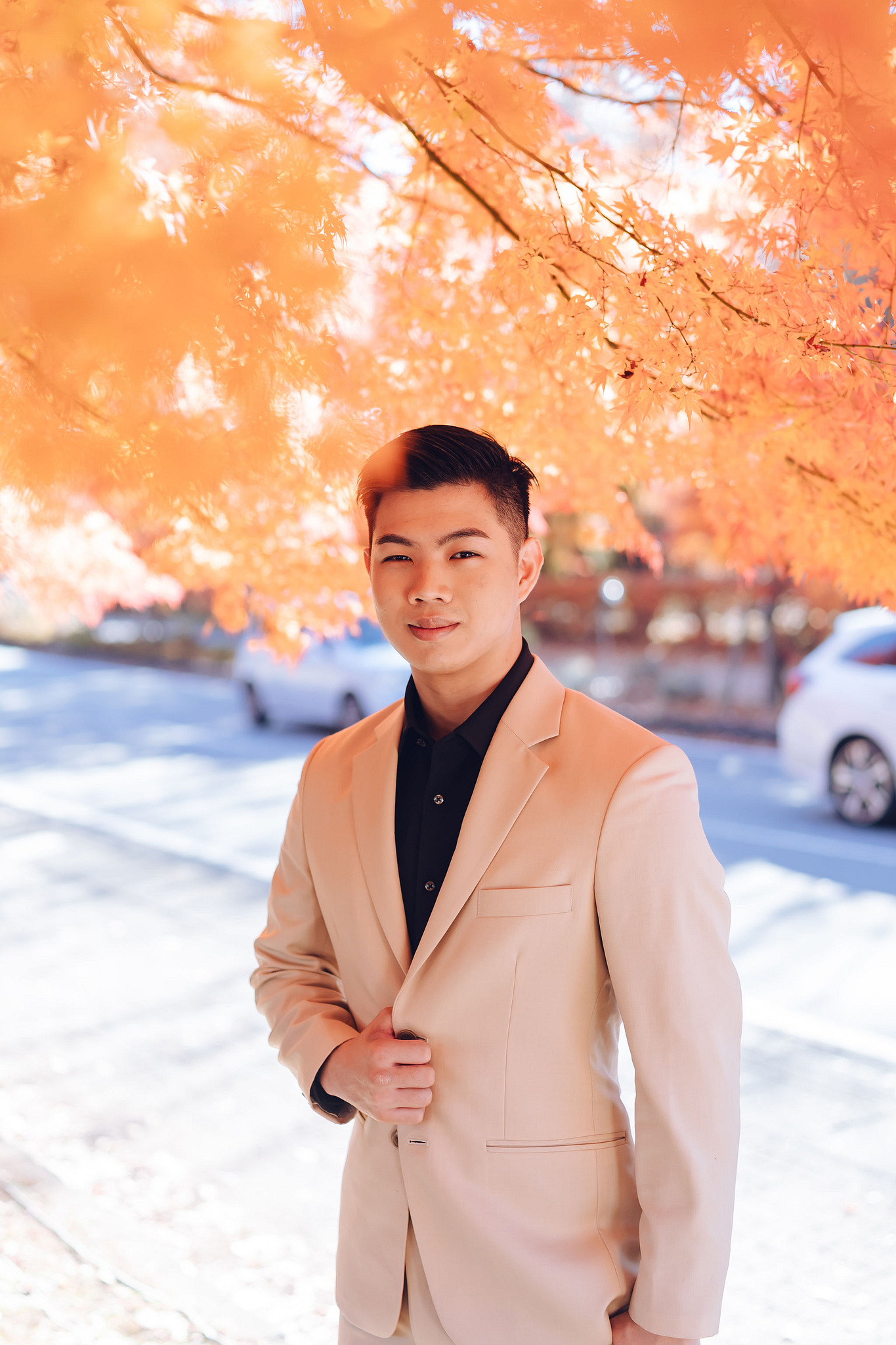 Tokyo & Mt Fuji Pre-Wedding Photoshoot | Maple Corridor, Lake Kawaguchiko & Shibuya Crossing at Maple Corridor (Momiji Kairo) pre-wedding photo
