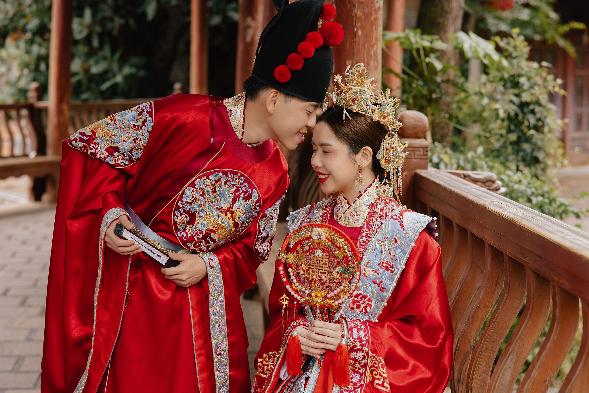 Yunnan Pre-Wedding Photoshoot Lijiang Dragon Jade Mountain Tribal Experience Ancient Town Hanfu at Yunnan Ancient Town pre-wedding photo